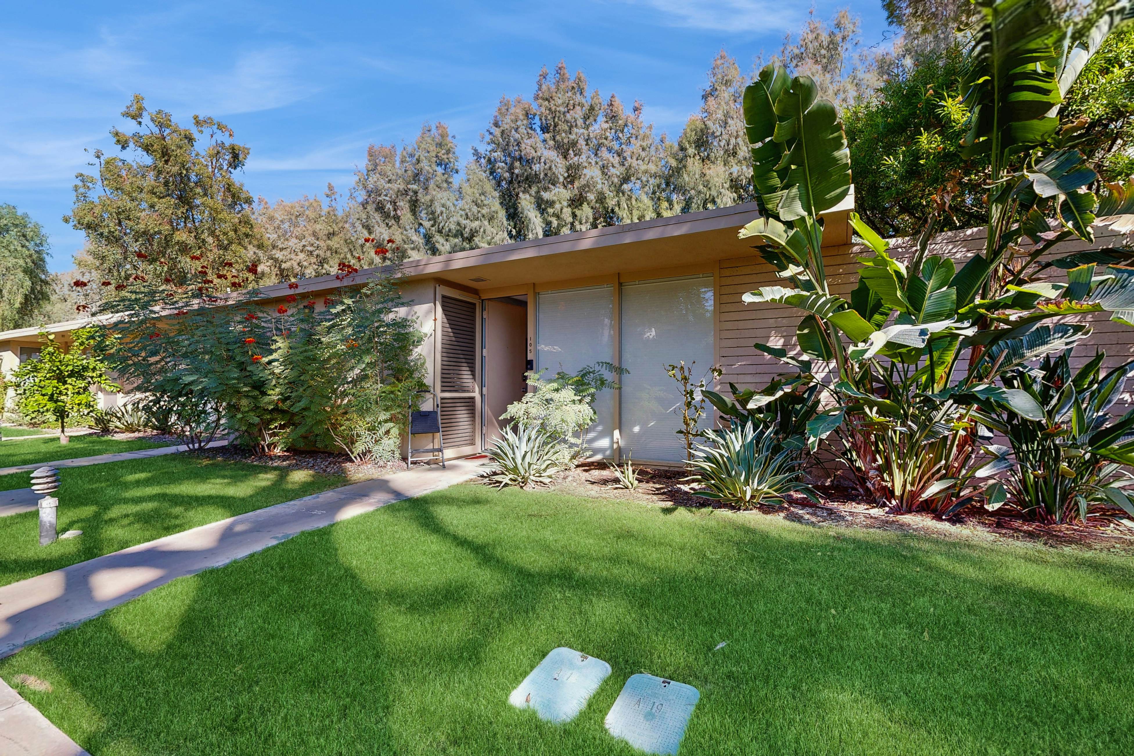 Racquet Club Cottage - 271