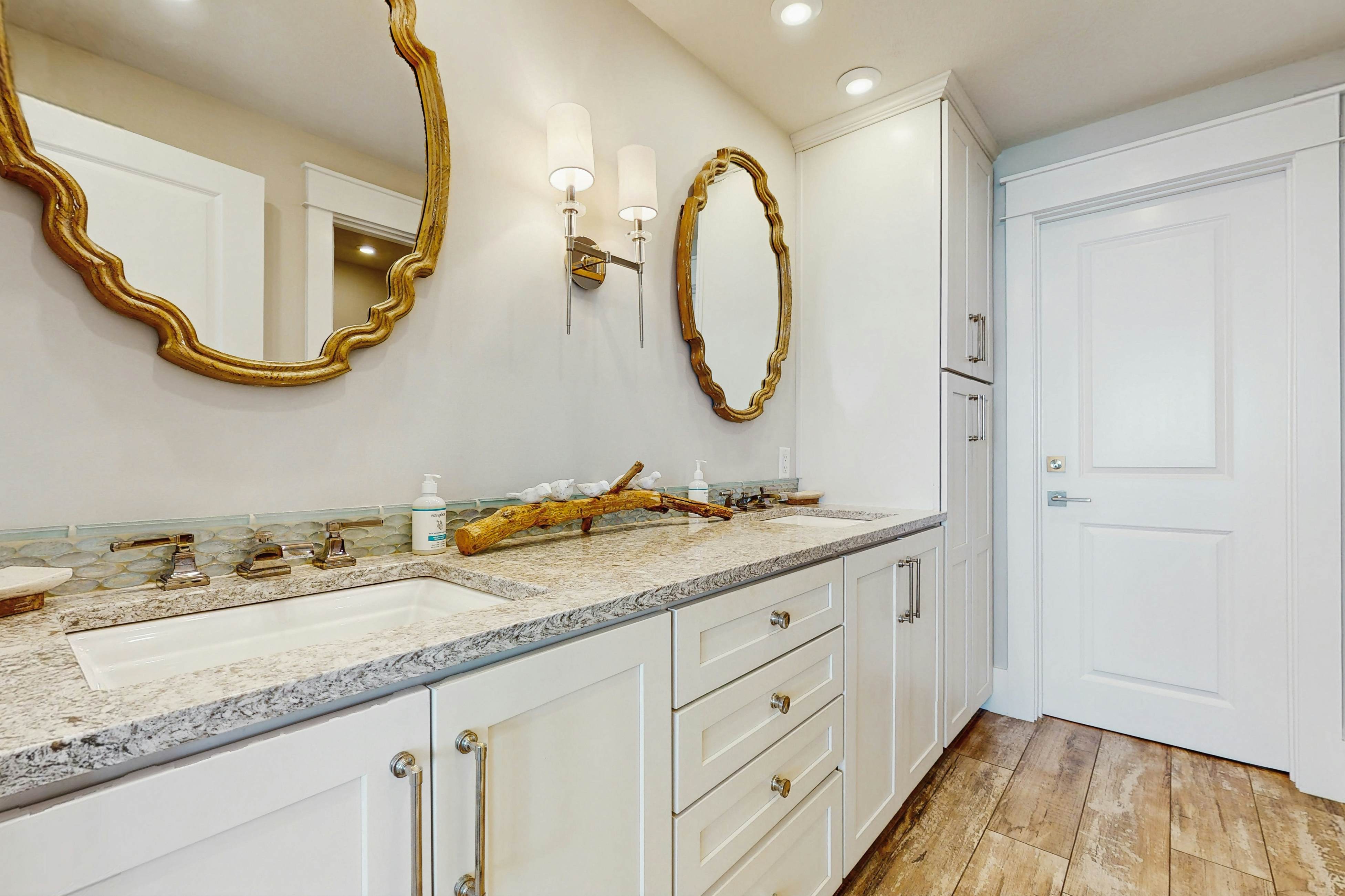 High Pointe E45 - Gulf Front Condo