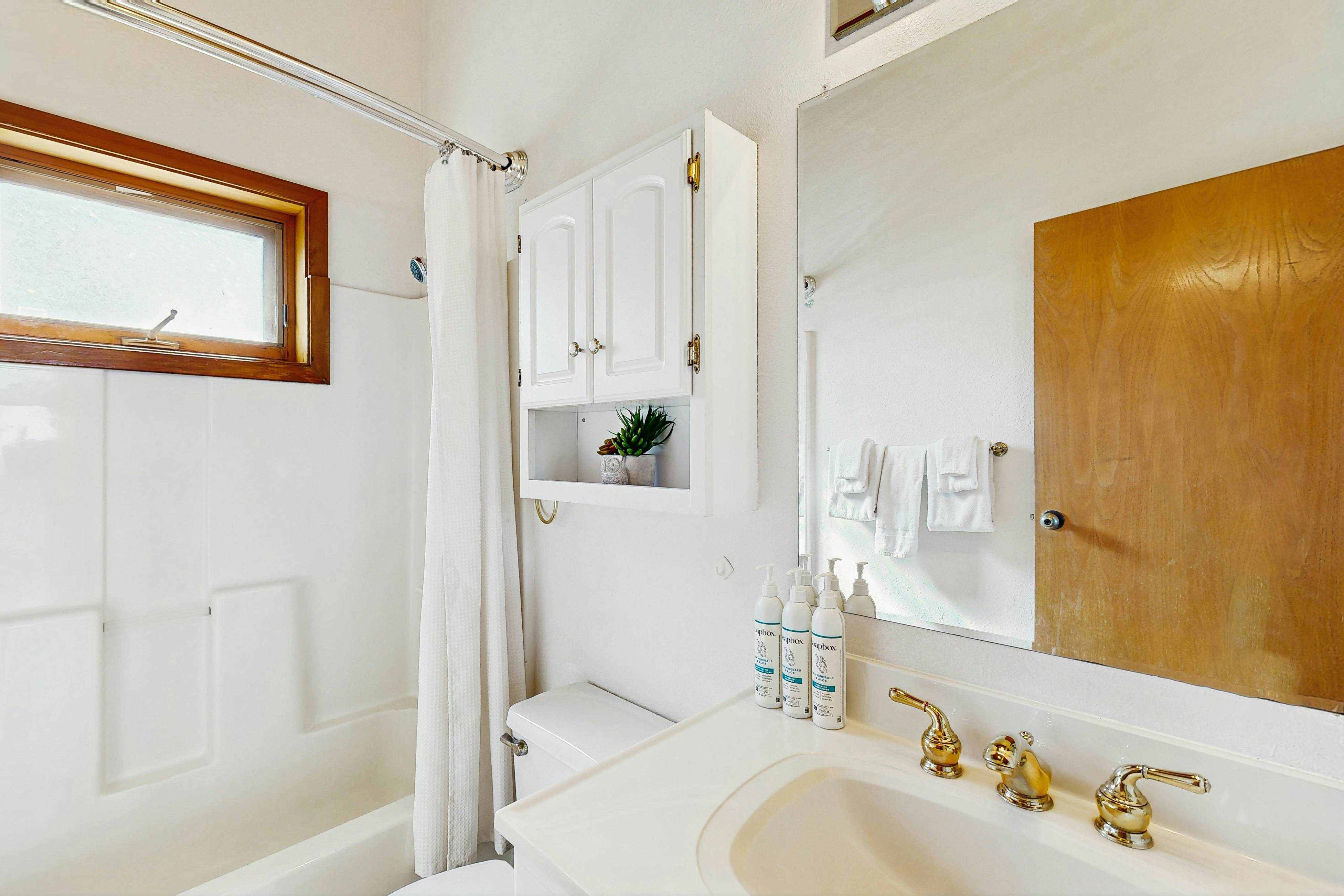 Gualala Harmony House