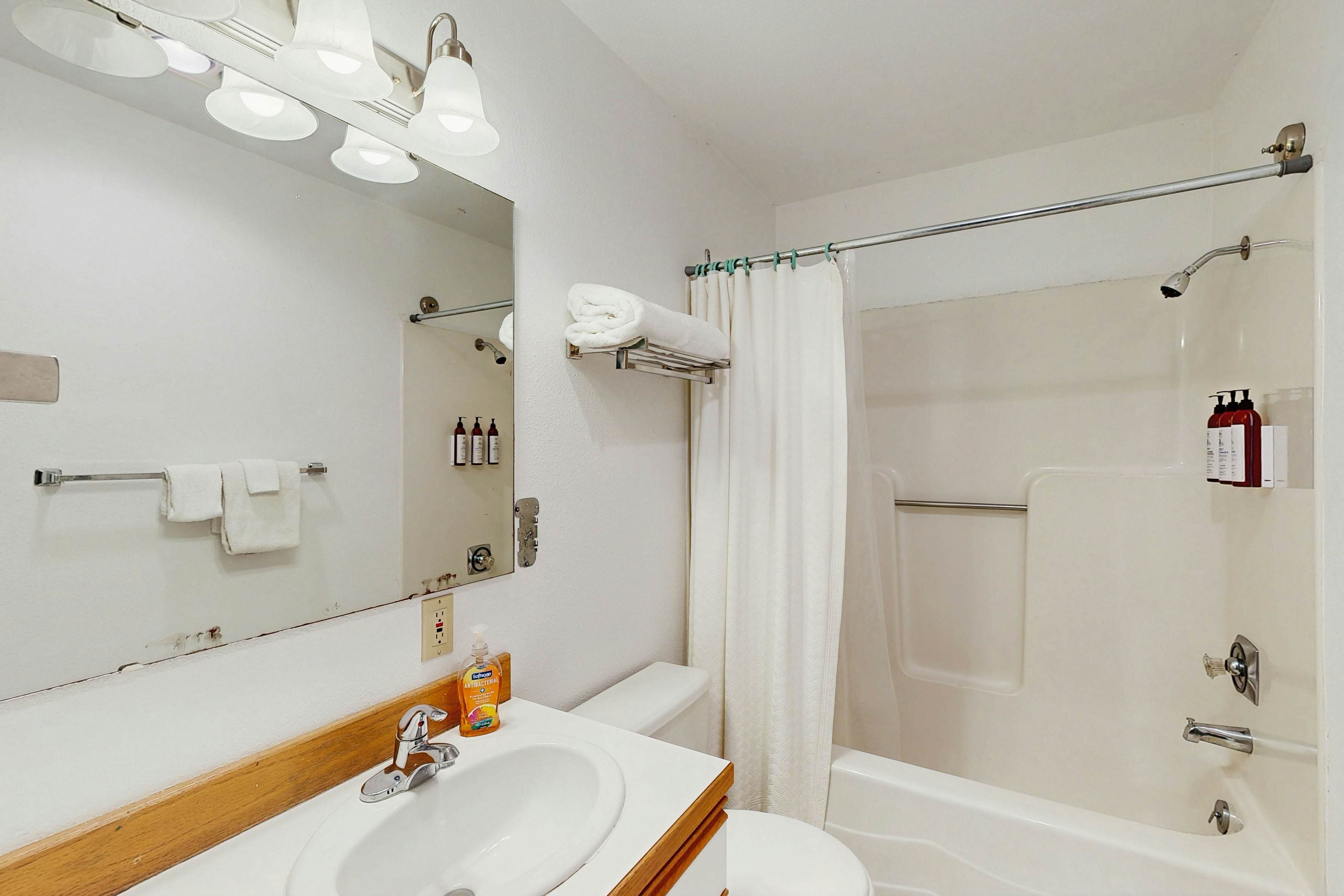 Beach Loop Condo #1 - North Unit