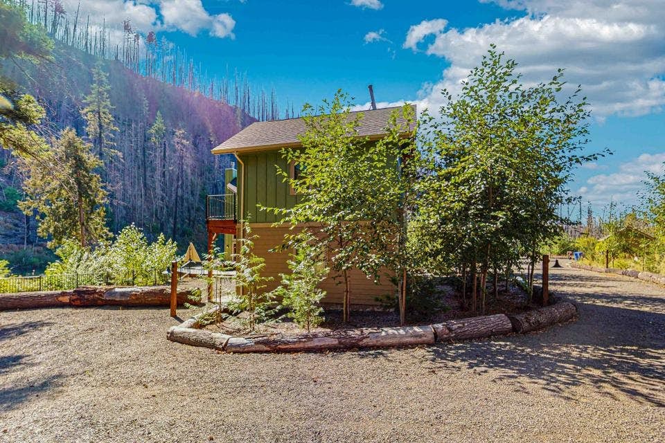 The McKenzie River House