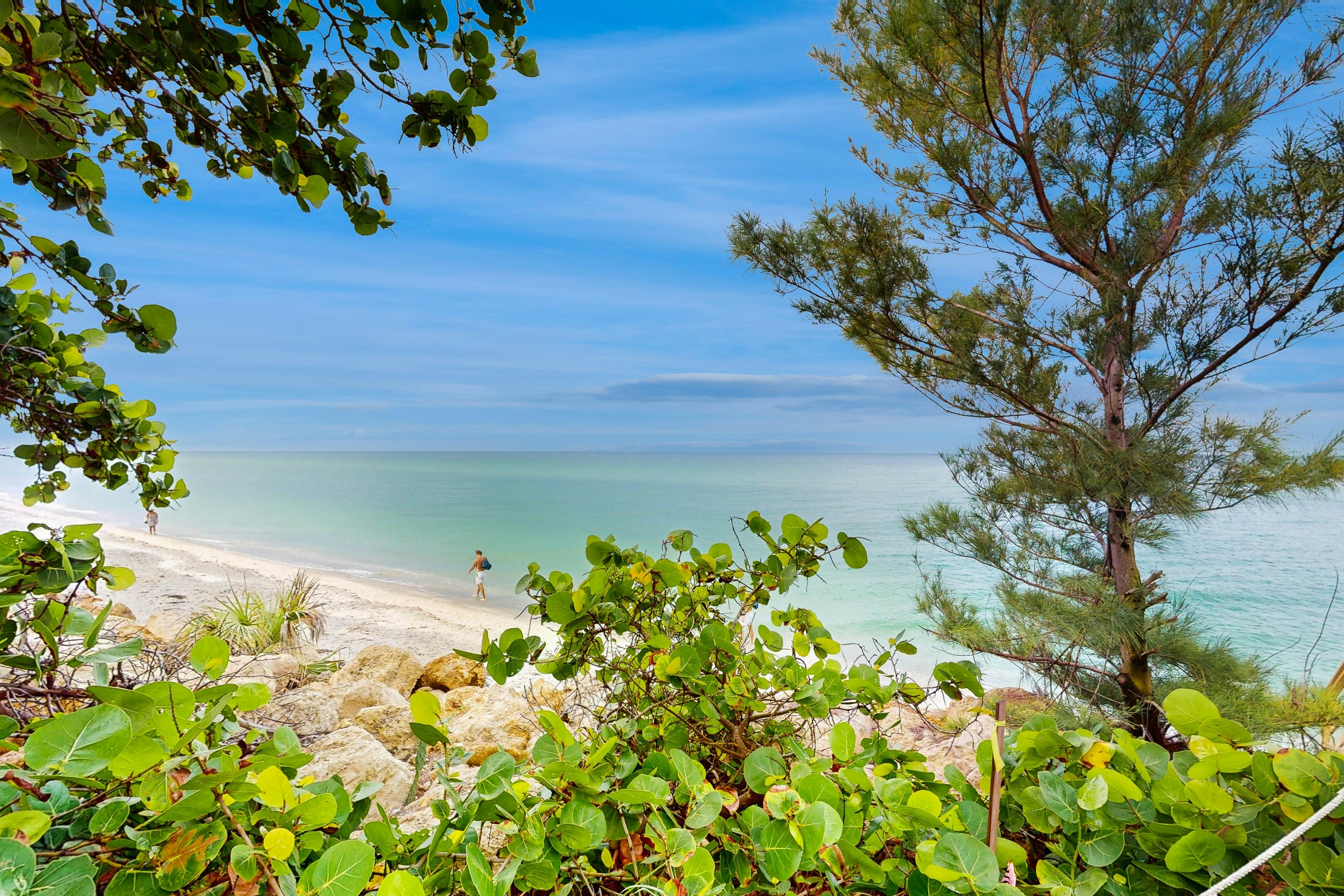  Blissful Beach Retreat AC