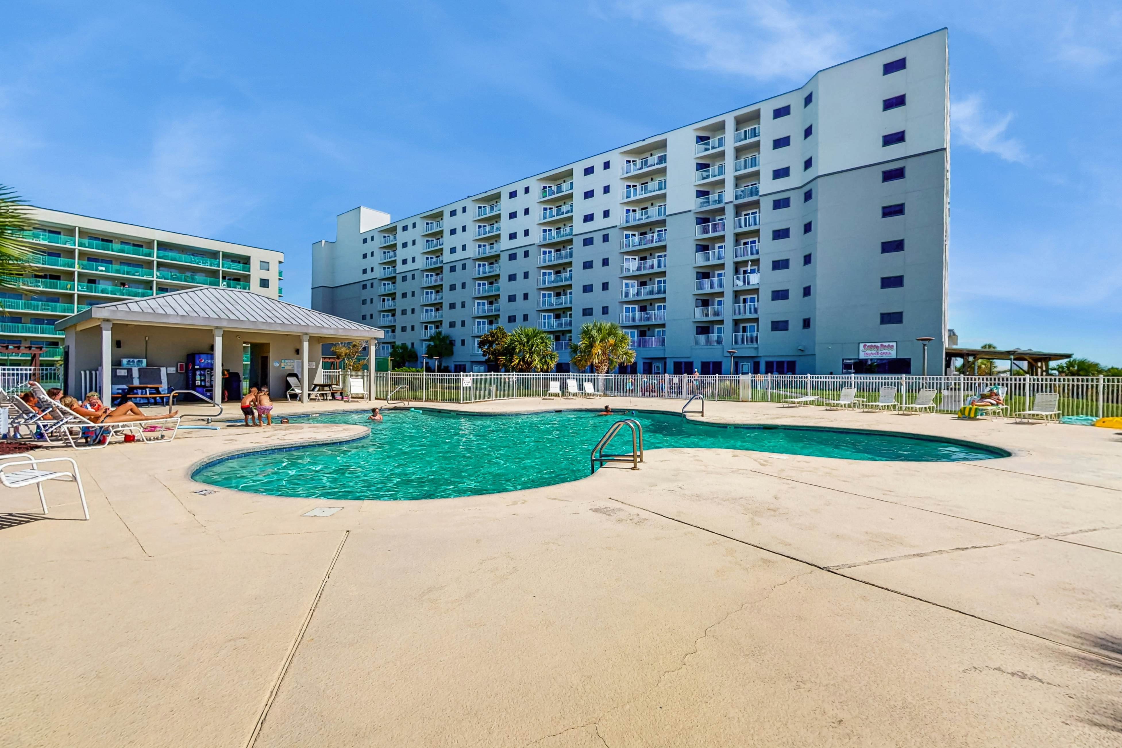 Plantation East #2104