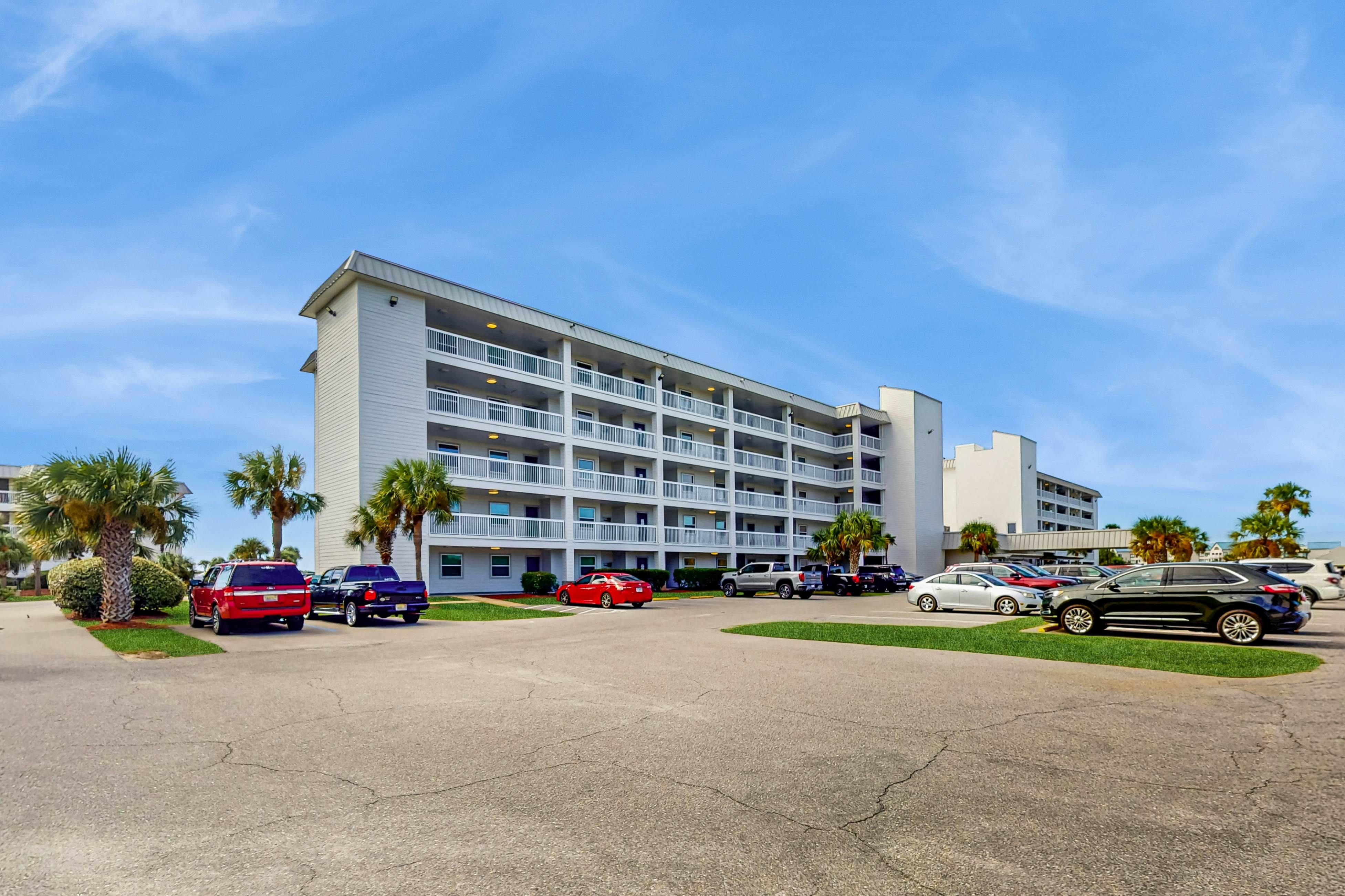 Plantation East #2303