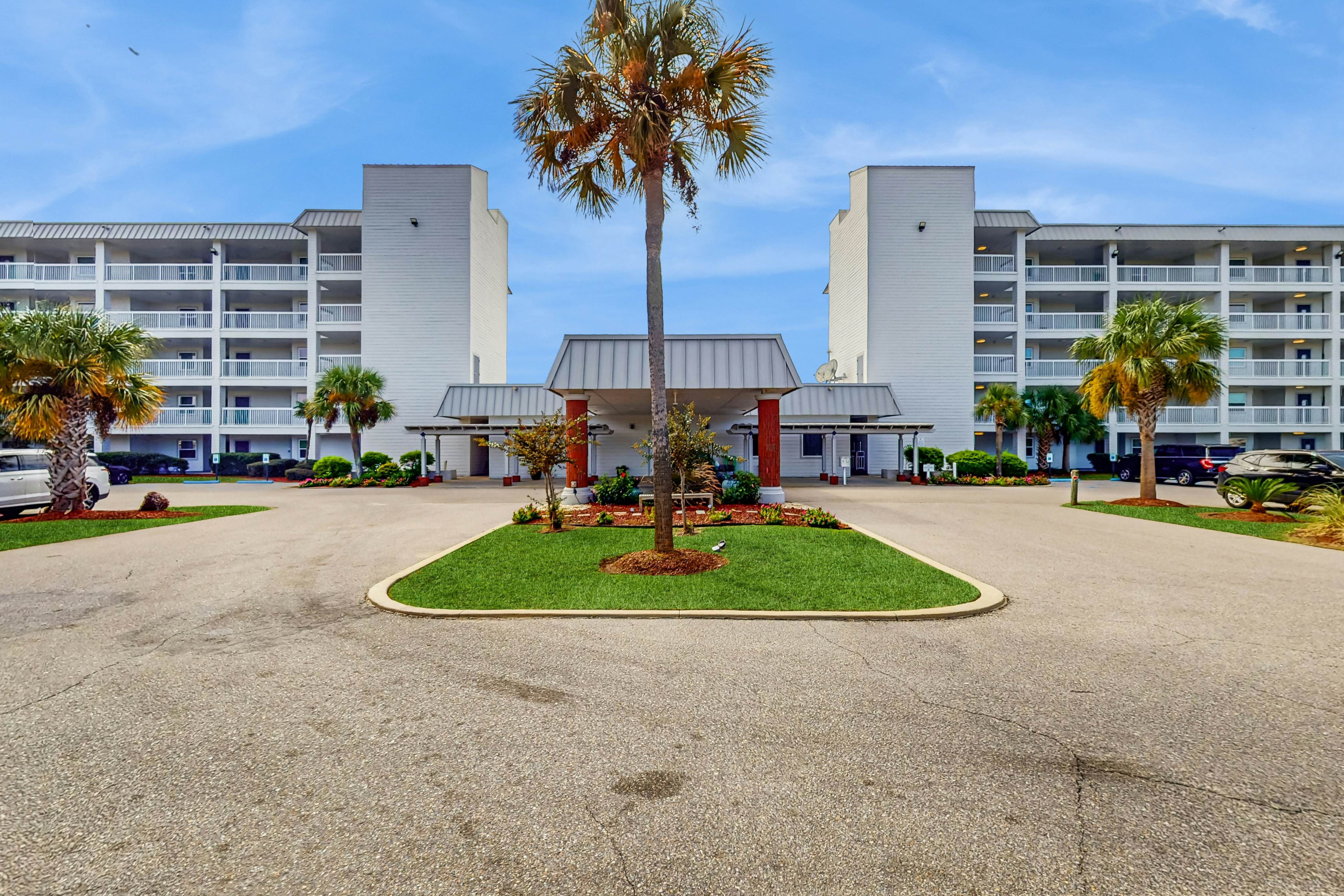 Plantation East #4504