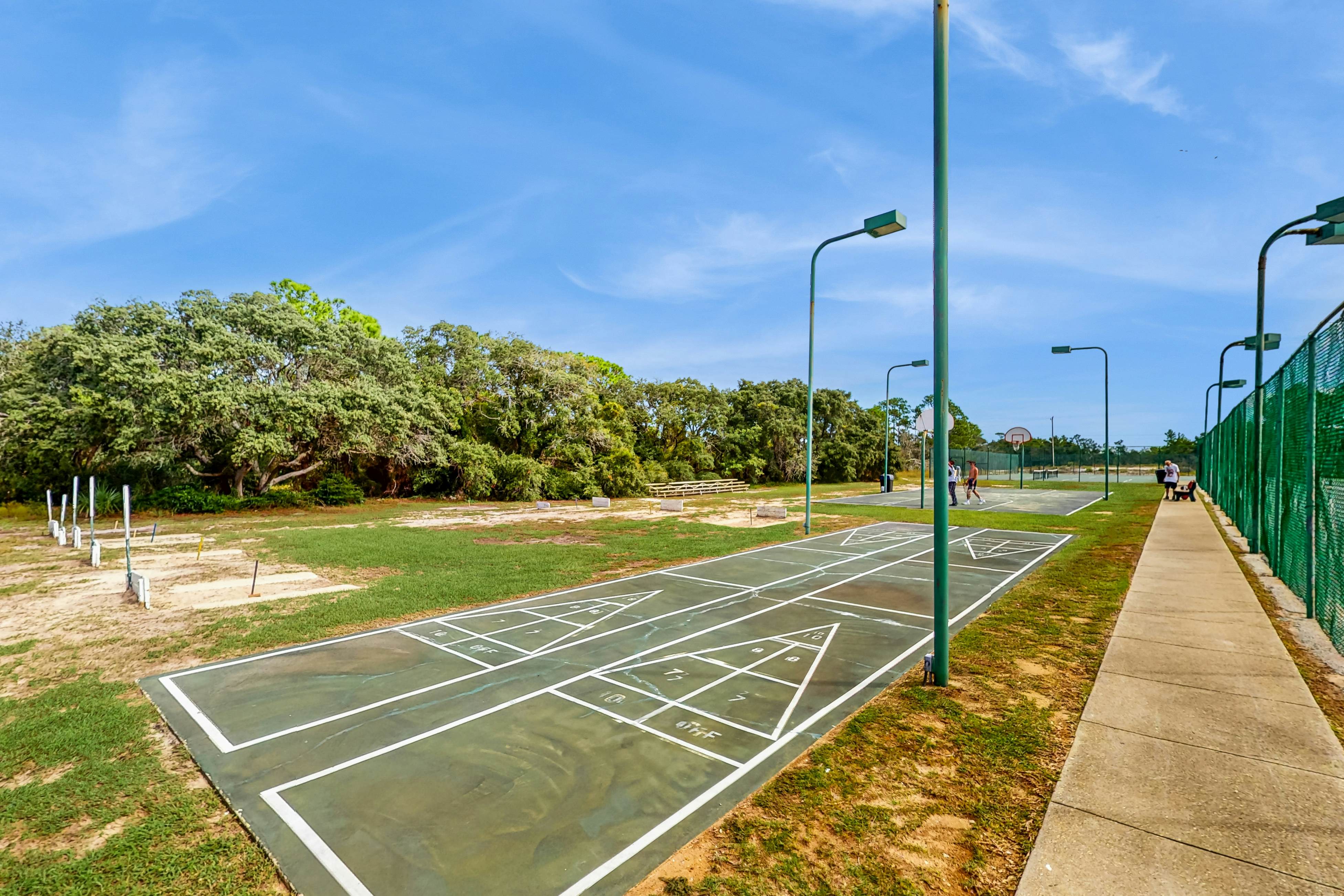 Plantation East #4409