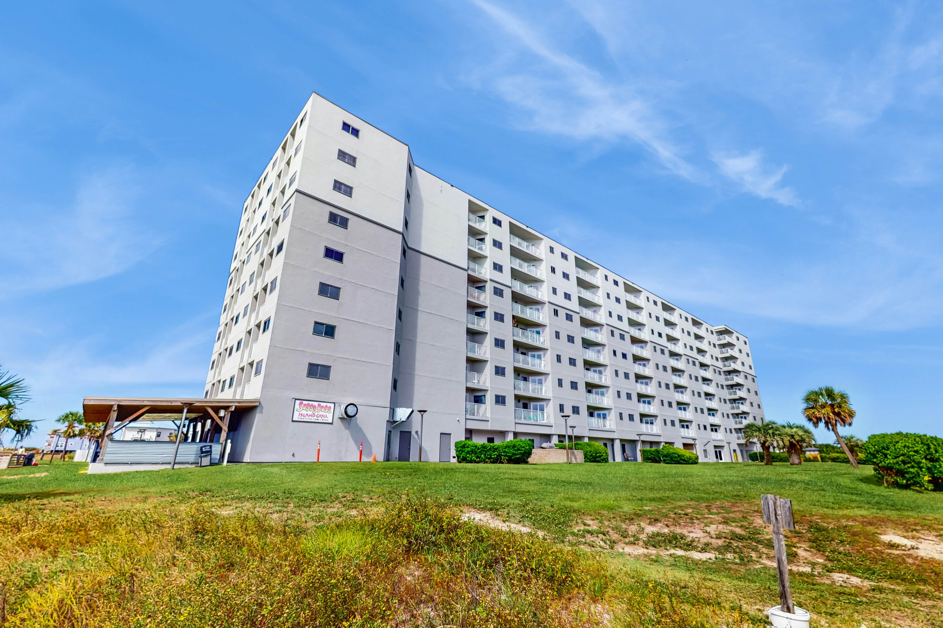 Plantation East #2225