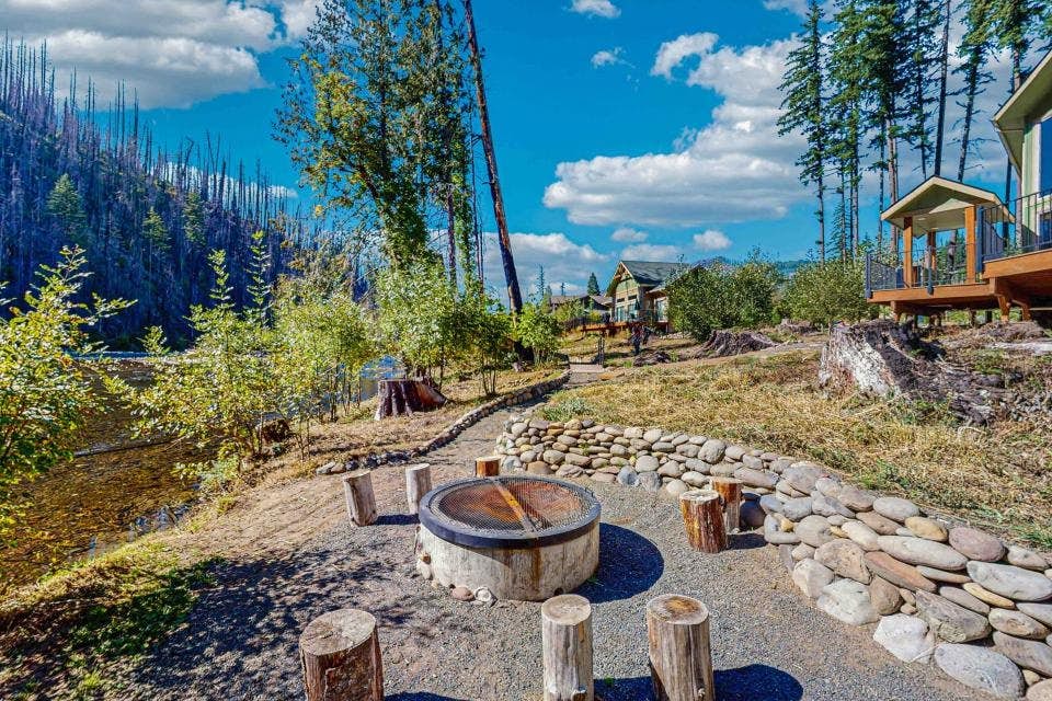 The McKenzie River House