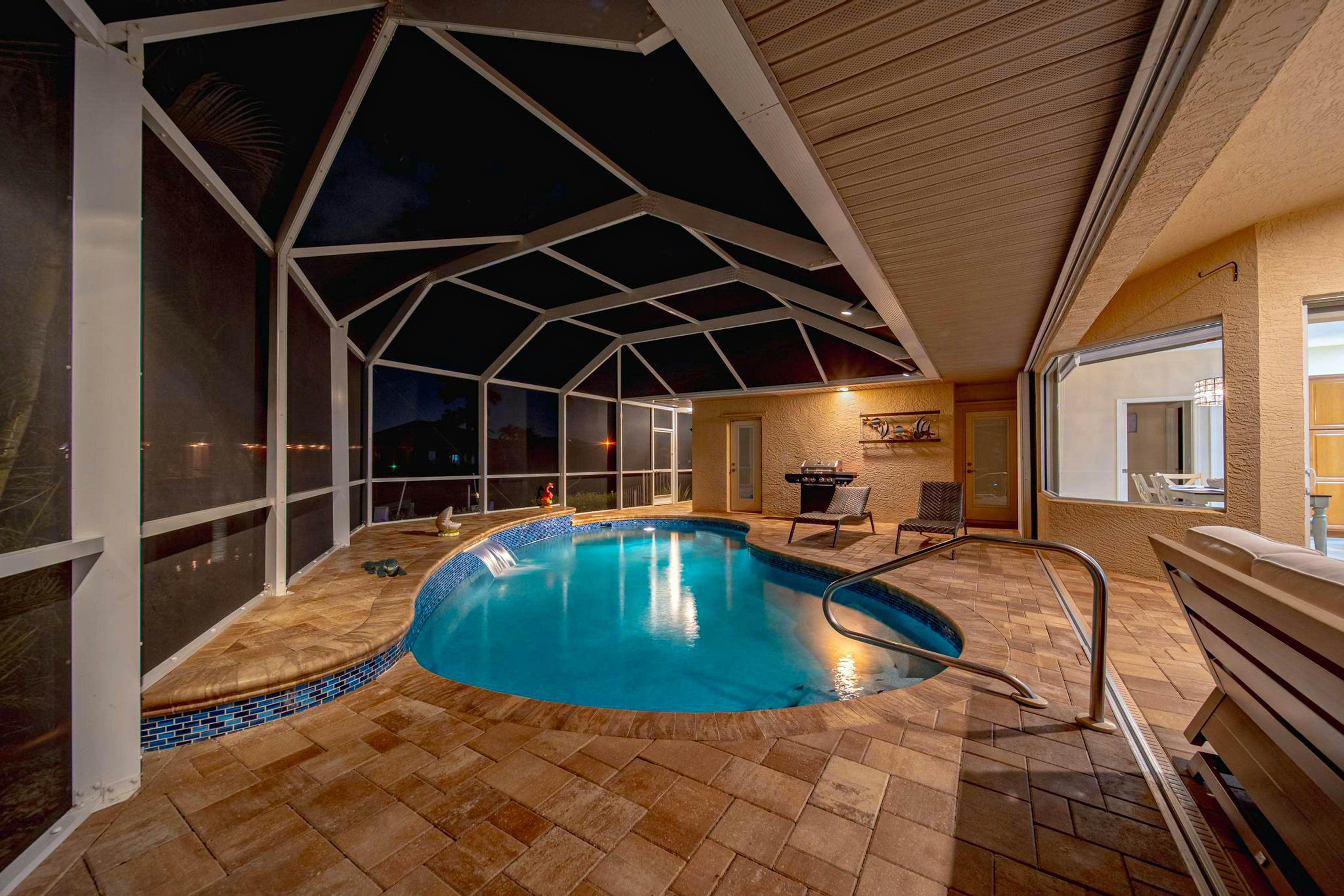 Paradise Palms of the Florida Gulf