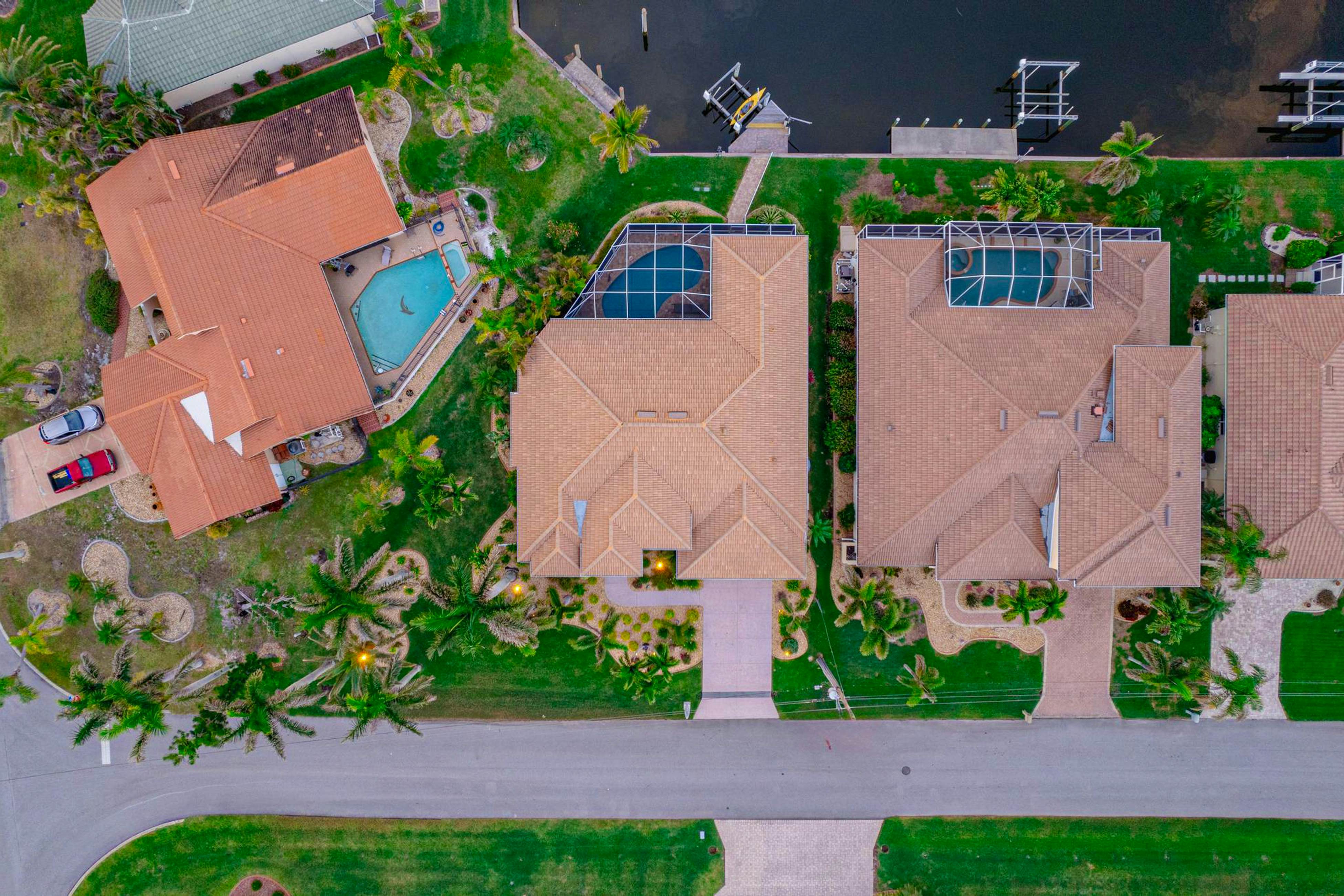 Paradise Palms of the Florida Gulf