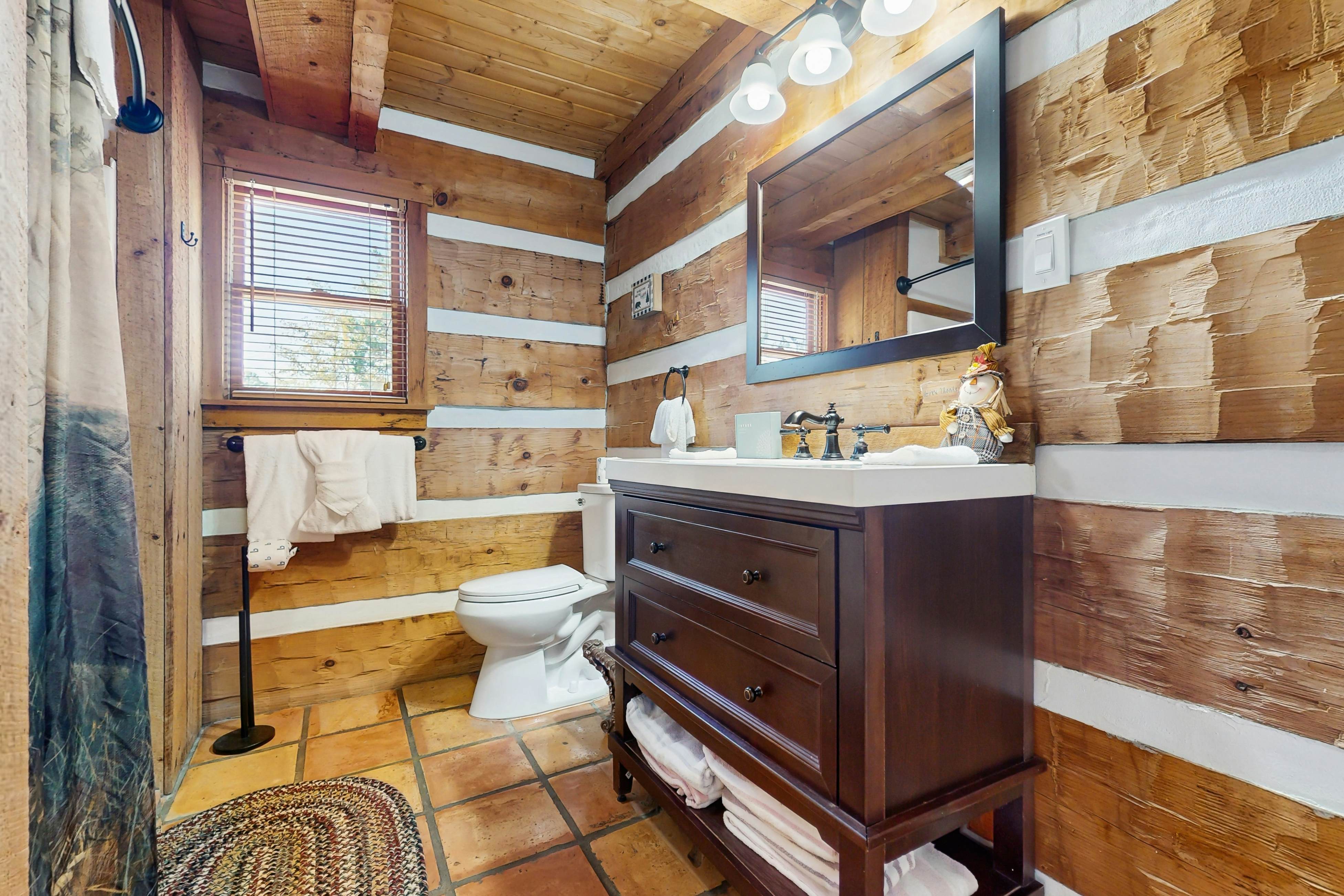 Mountain Grace Lake Retreat