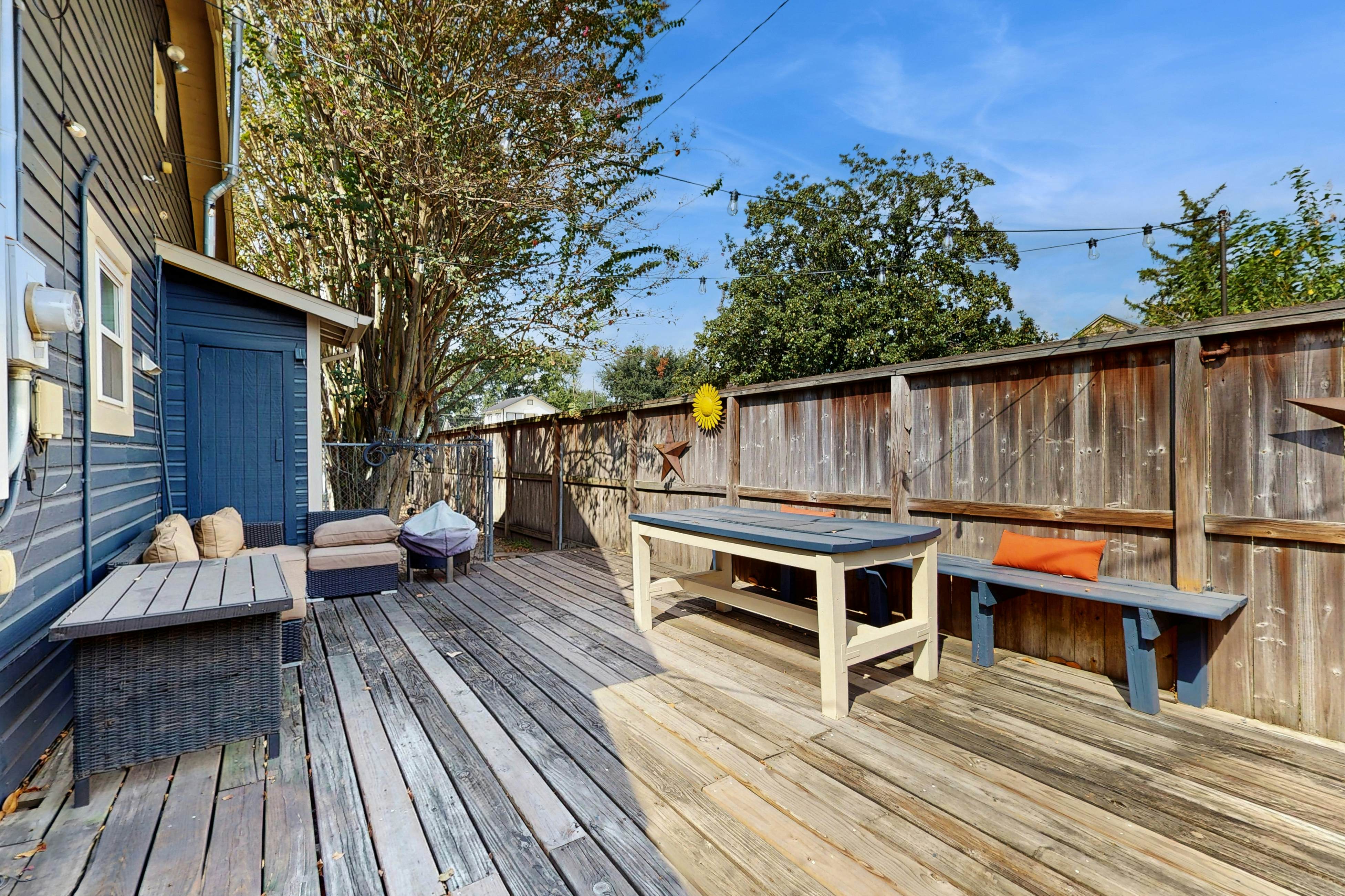 Midcentury Hideaway - House & Studio