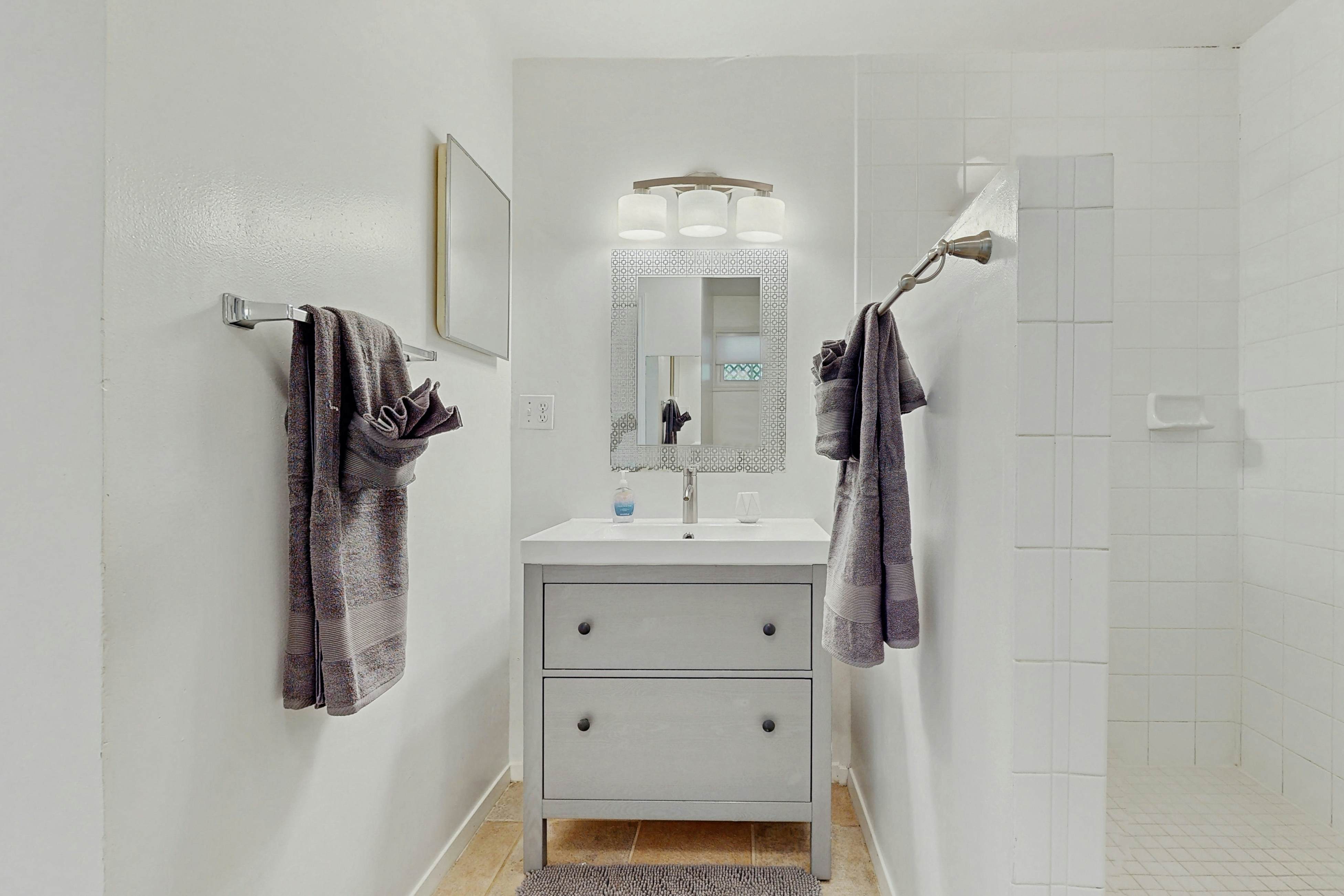 Midcentury Hideaway - House & Studio