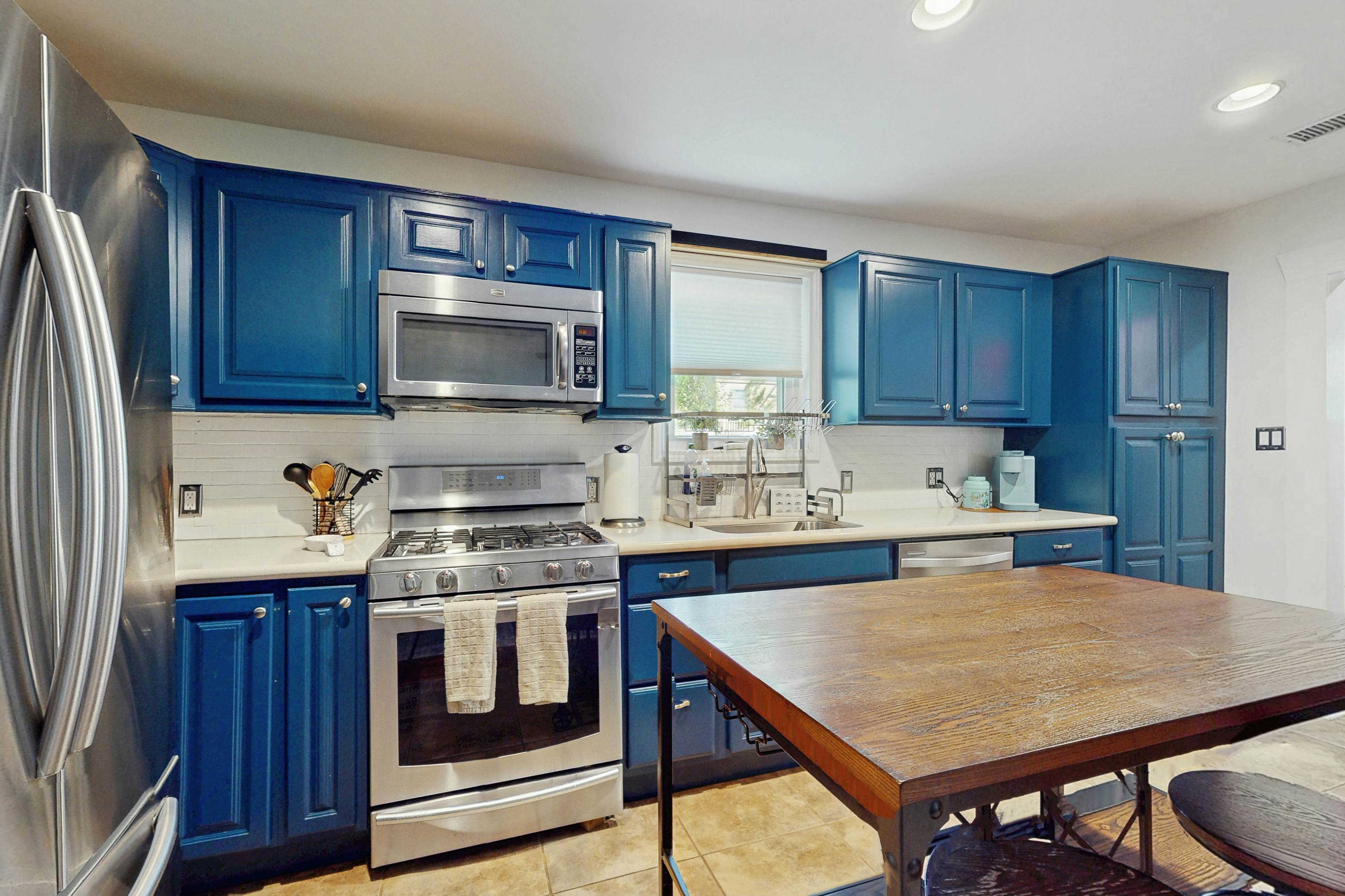 Midcentury Hideaway - House & Studio