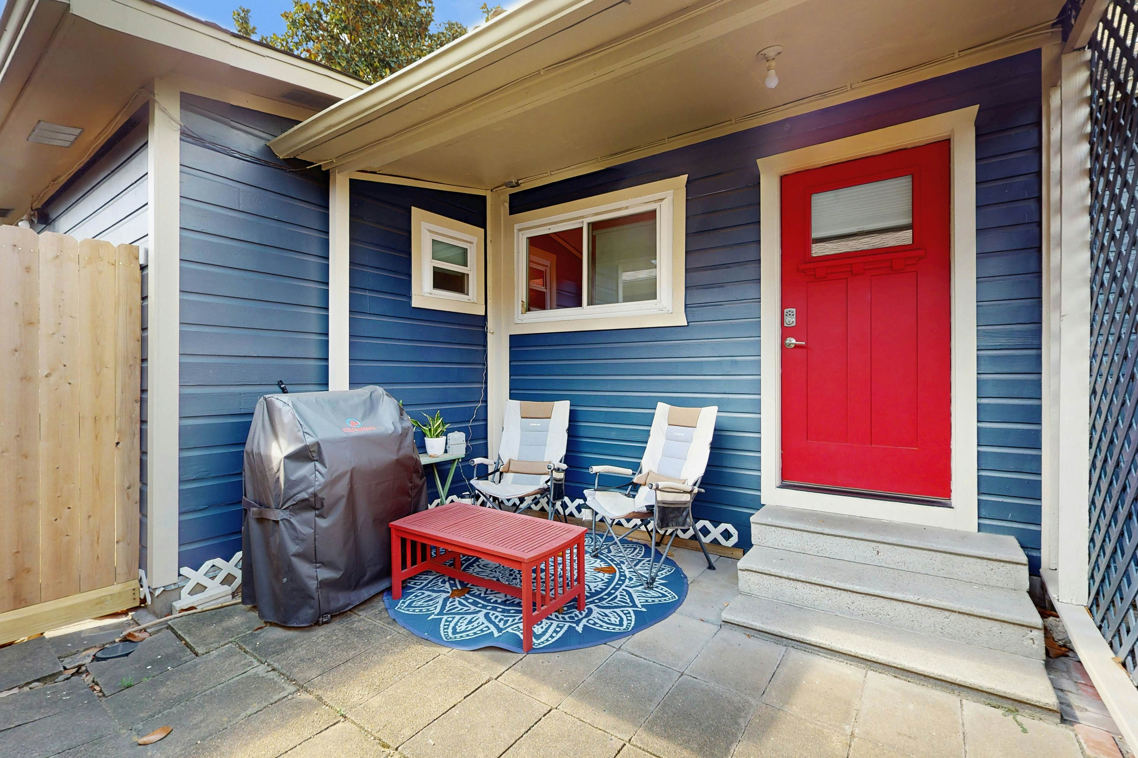 Midcentury Hideaway - House & Studio