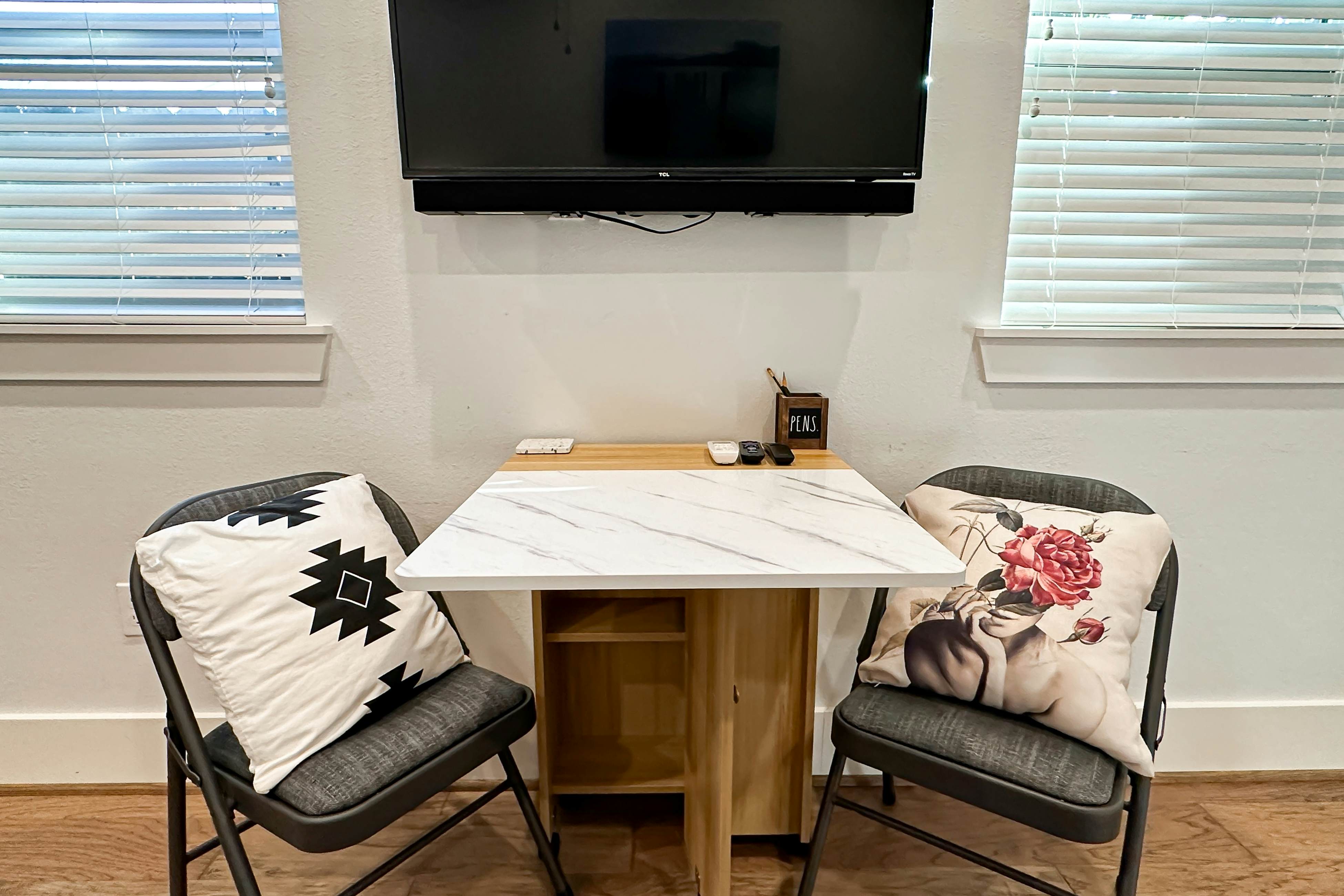 Midcentury Hideaway - House & Studio