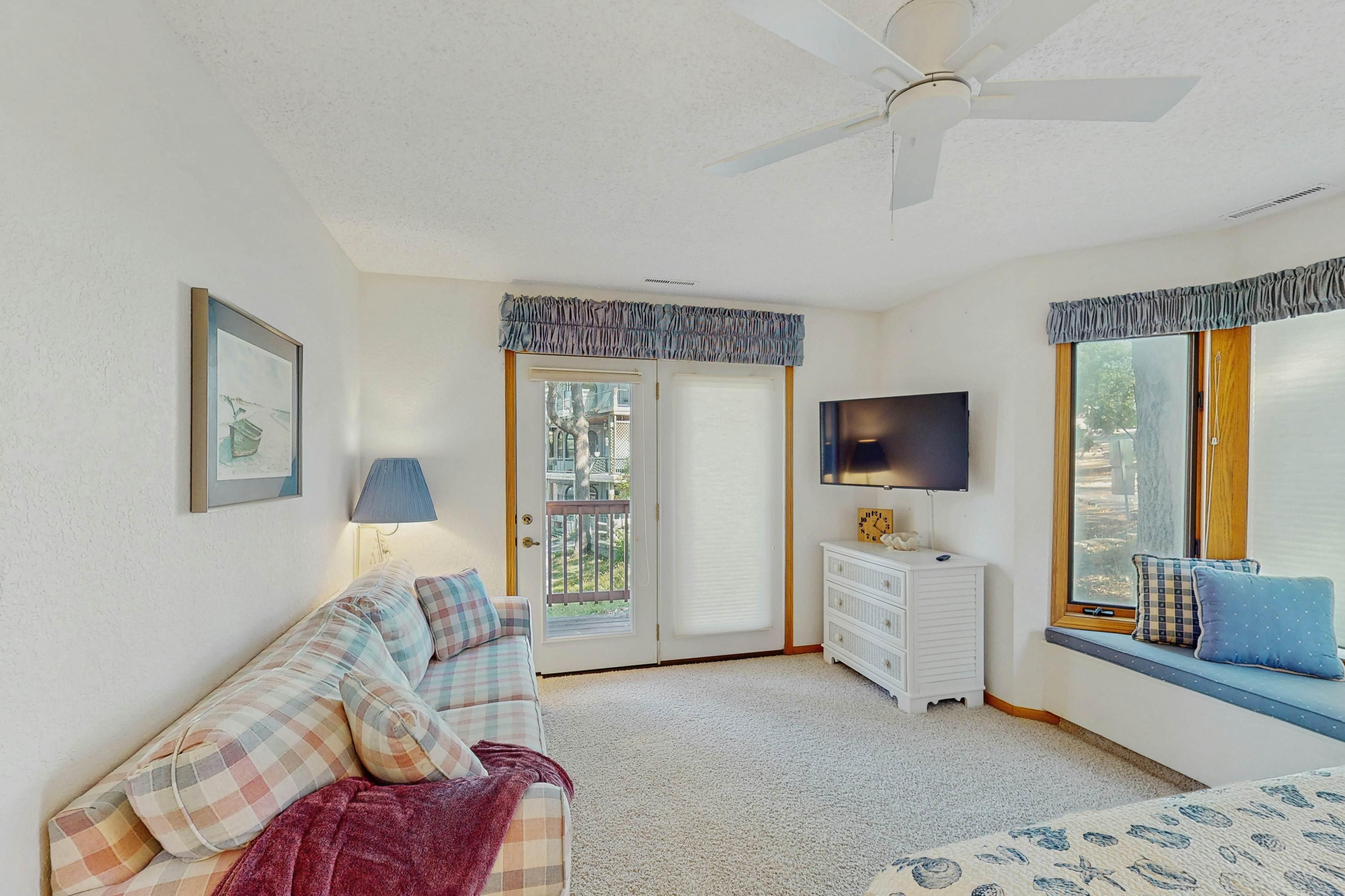 Whispering Breeze Condo