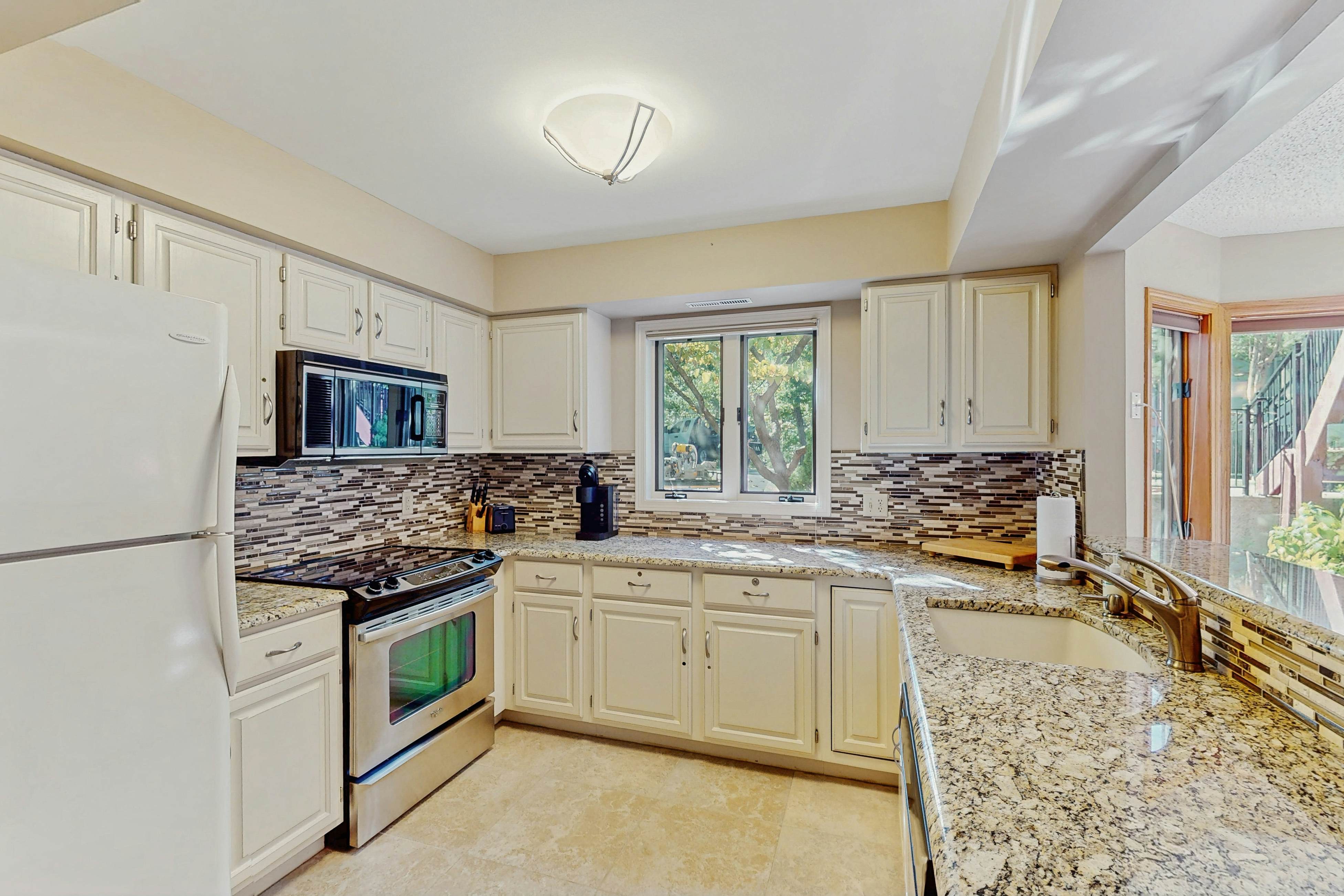 Whispering Breeze Condo