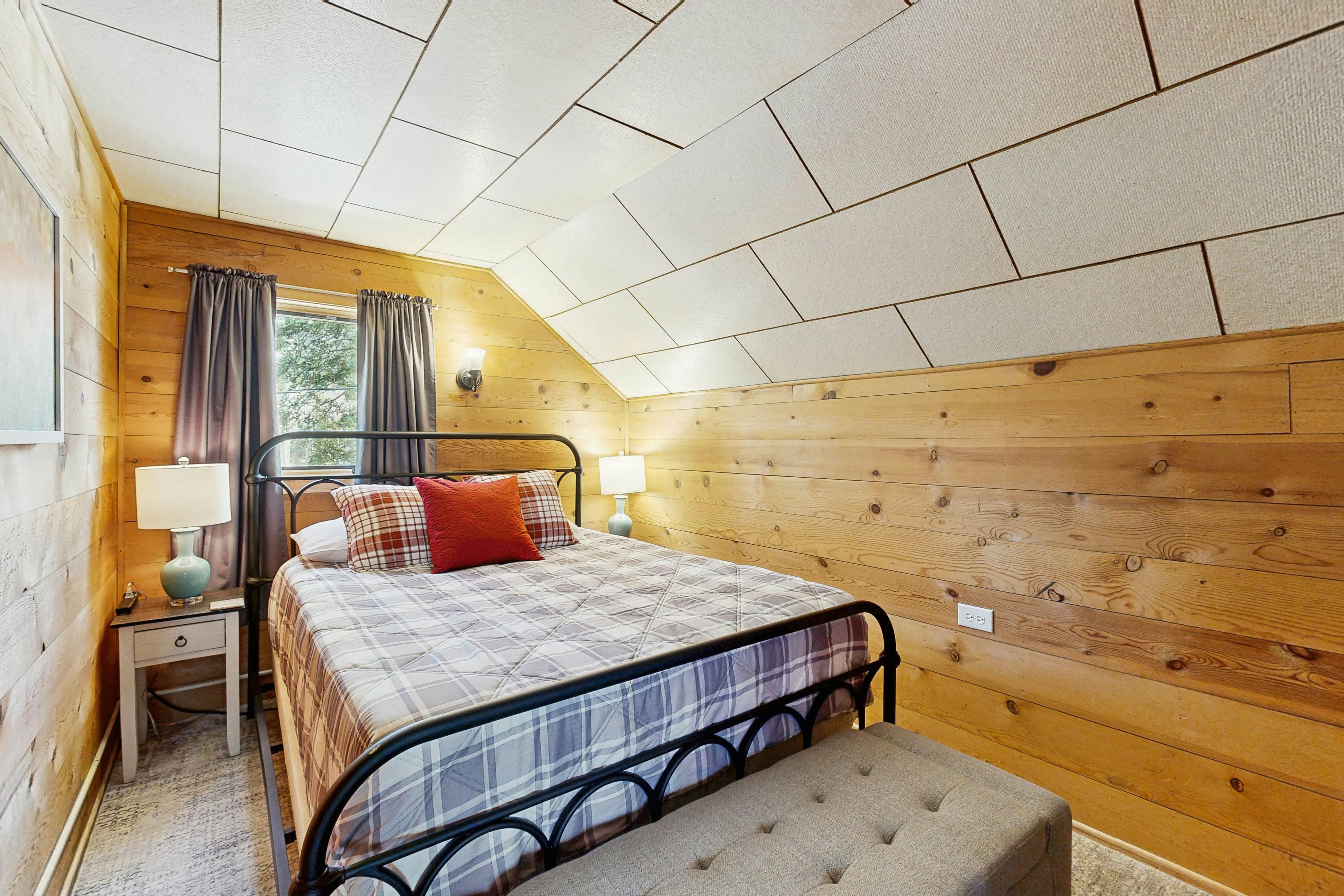 Brighton Sunflower Chalet 