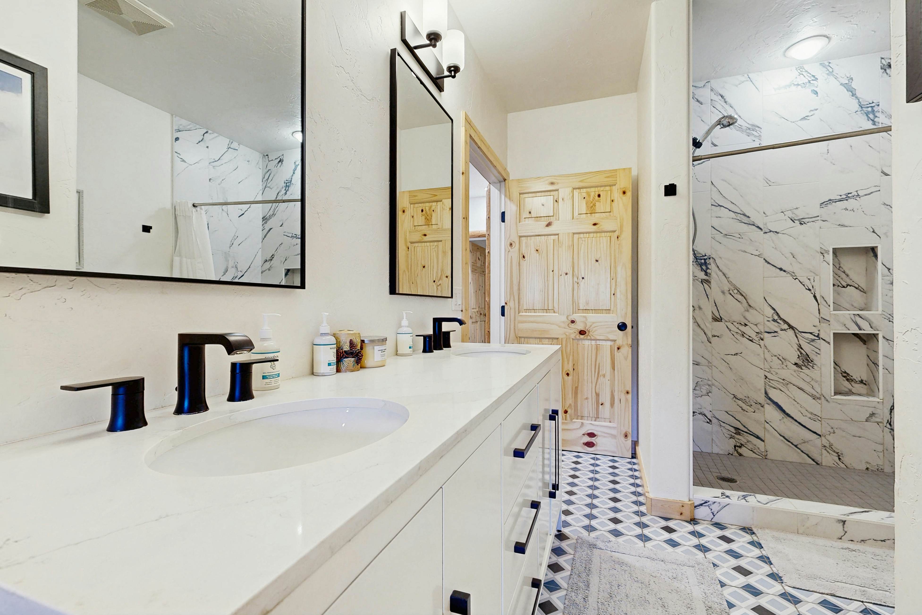 Riverfront Lodge | Hot Tub | Game Room