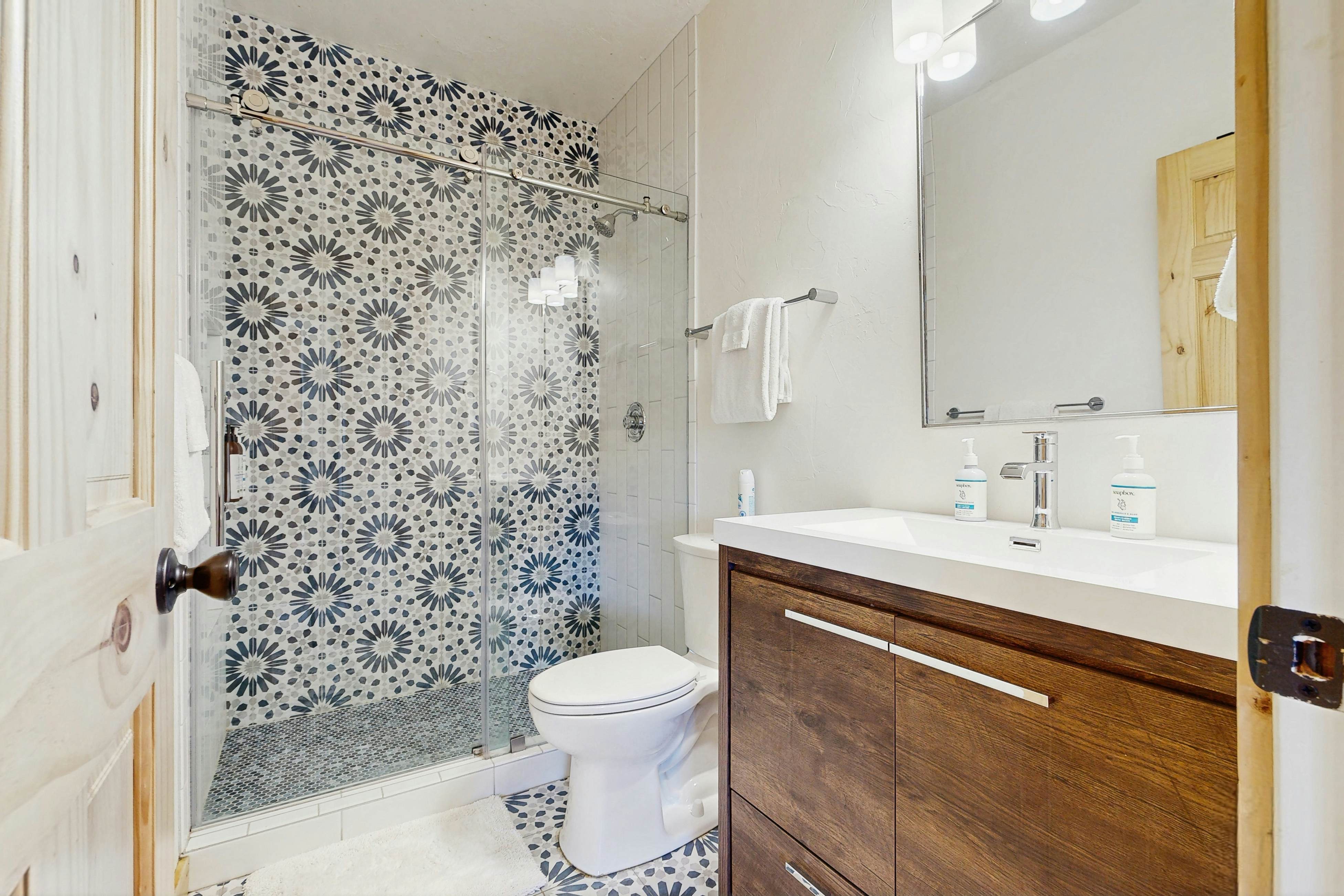 Riverfront Lodge | Hot Tub | Game Room