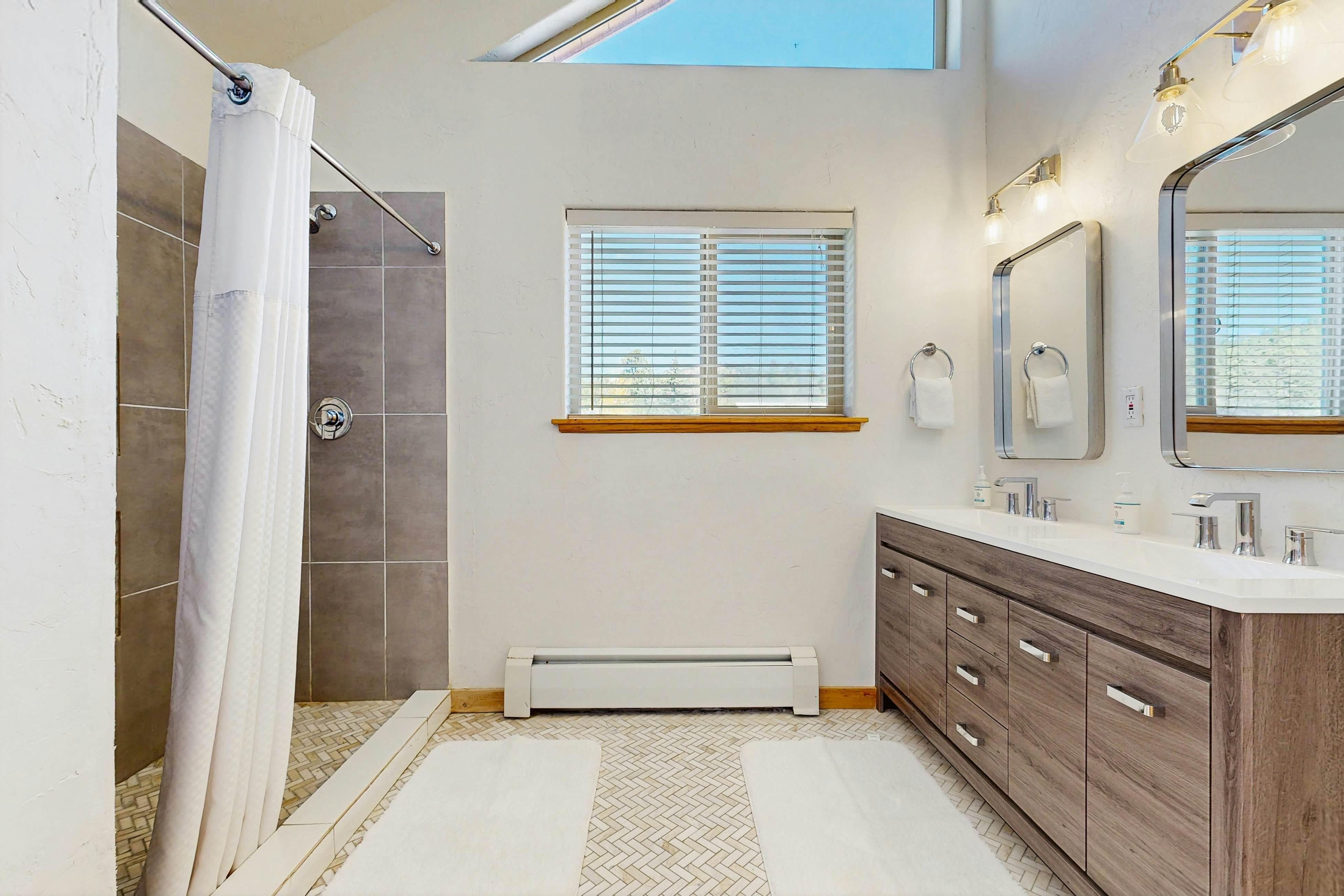 Riverfront Lodge | Hot Tub | Game Room