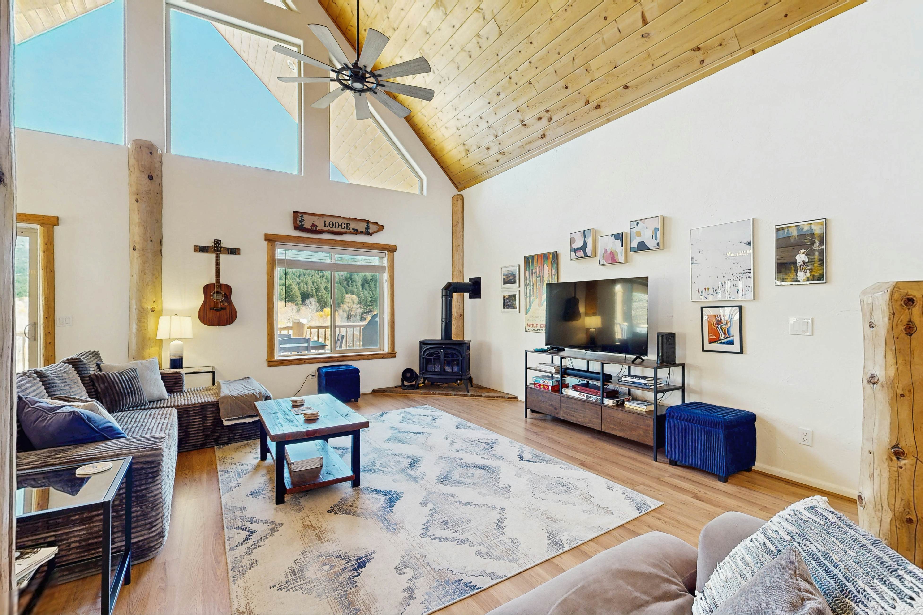 Riverfront Lodge | Hot Tub | Game Room