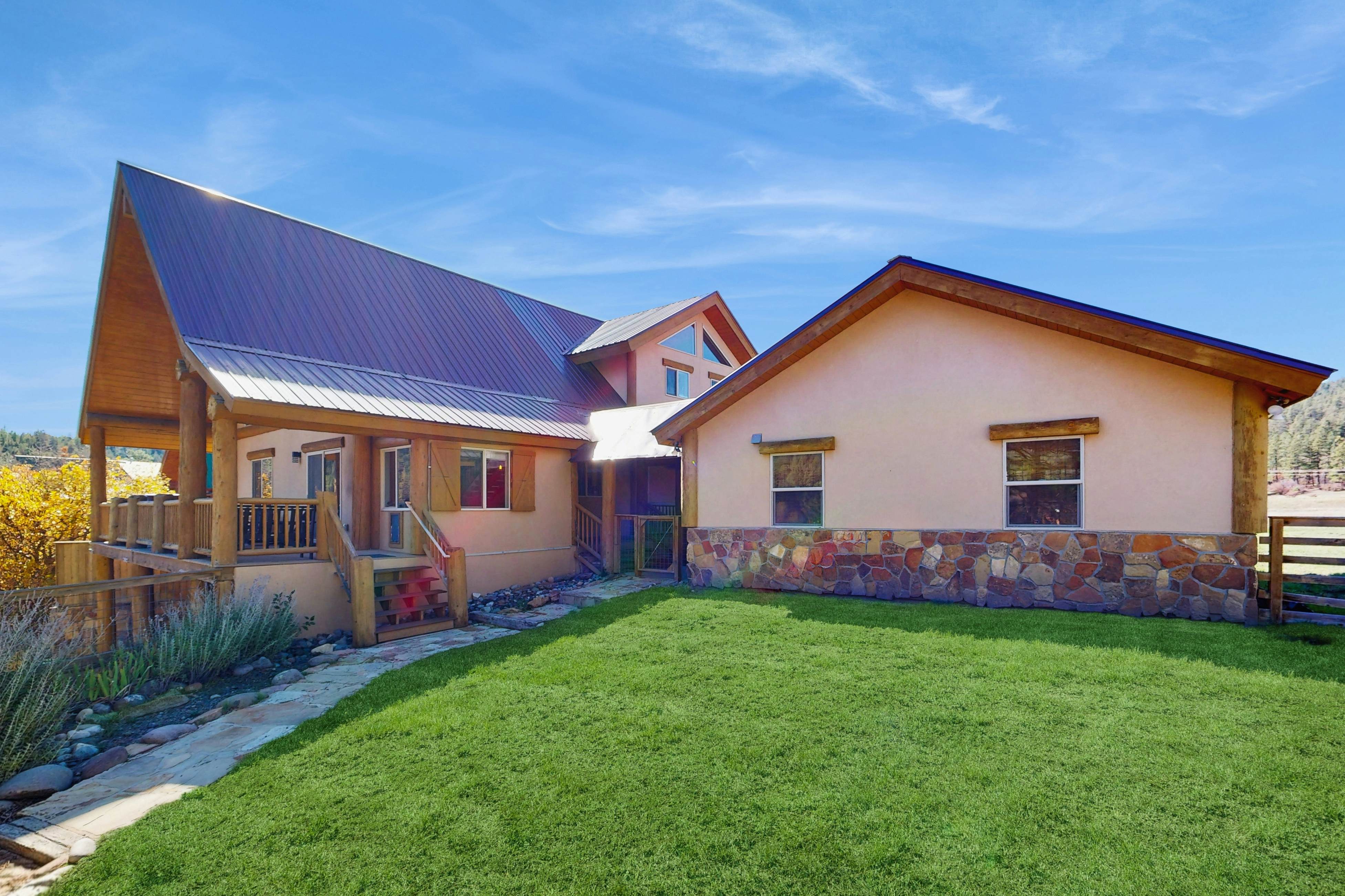 Riverfront Lodge | Hot Tub | Game Room