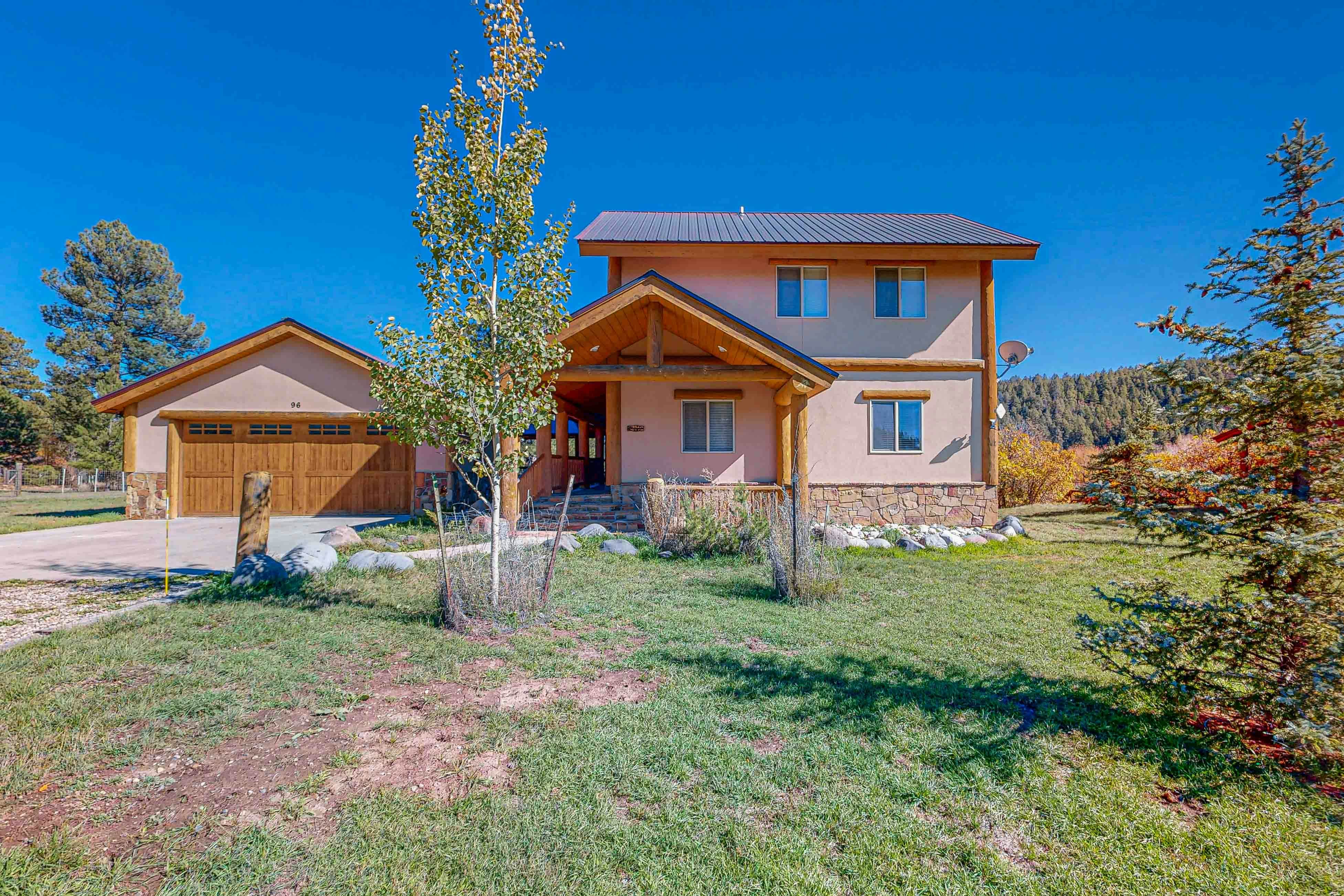 Riverfront Lodge | Hot Tub | Game Room