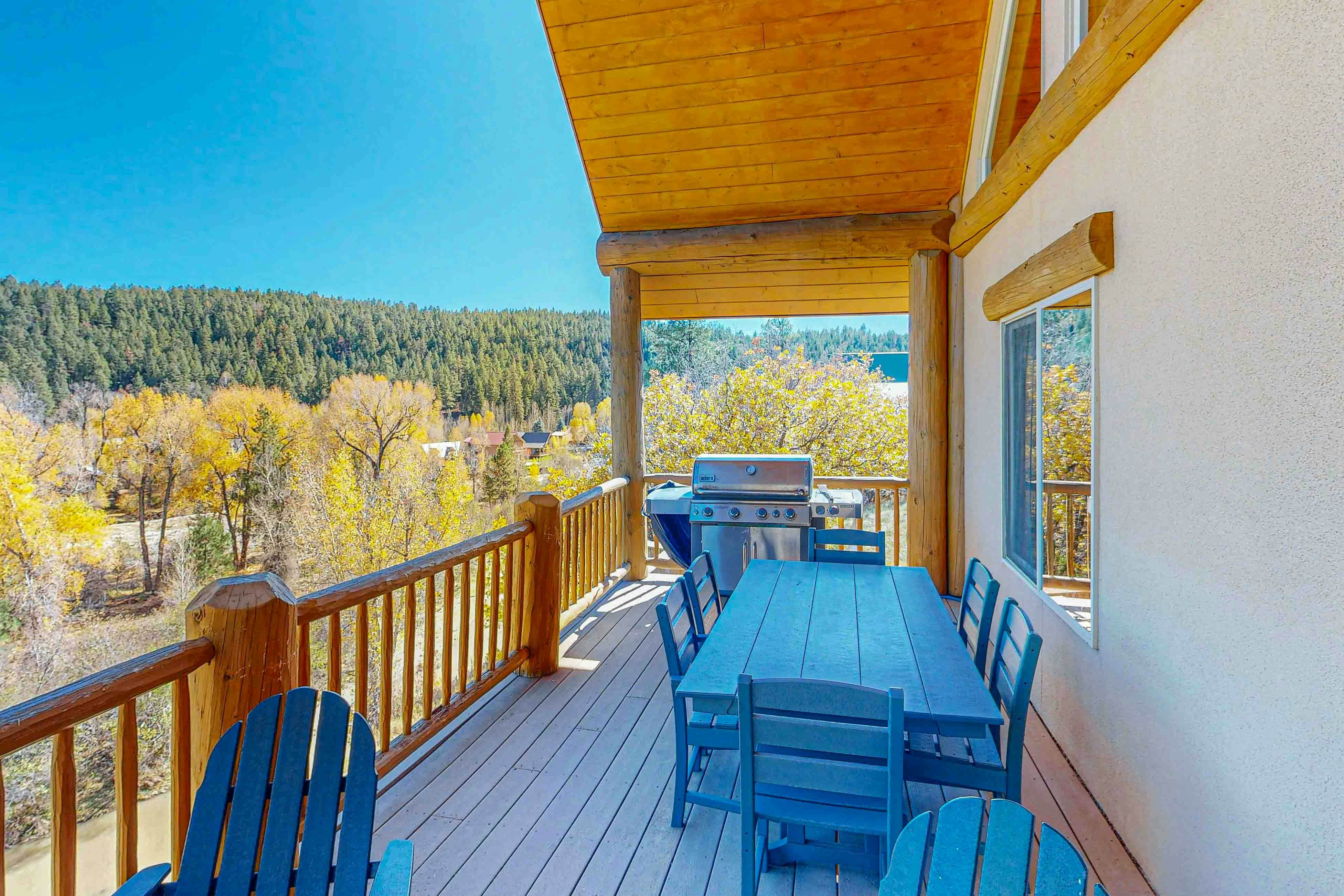 Riverfront Lodge | Hot Tub | Game Room