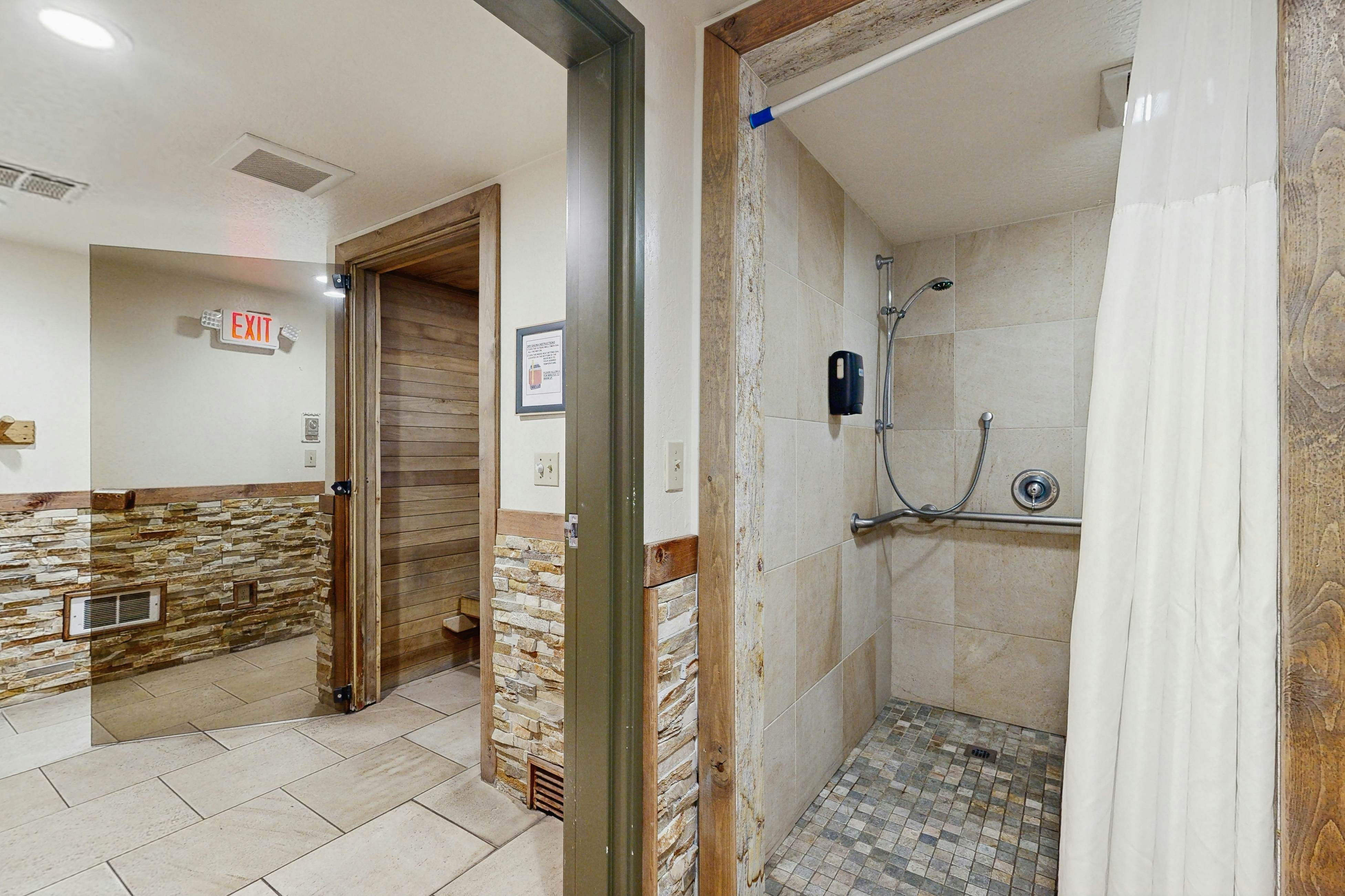 Lakeland Village 323