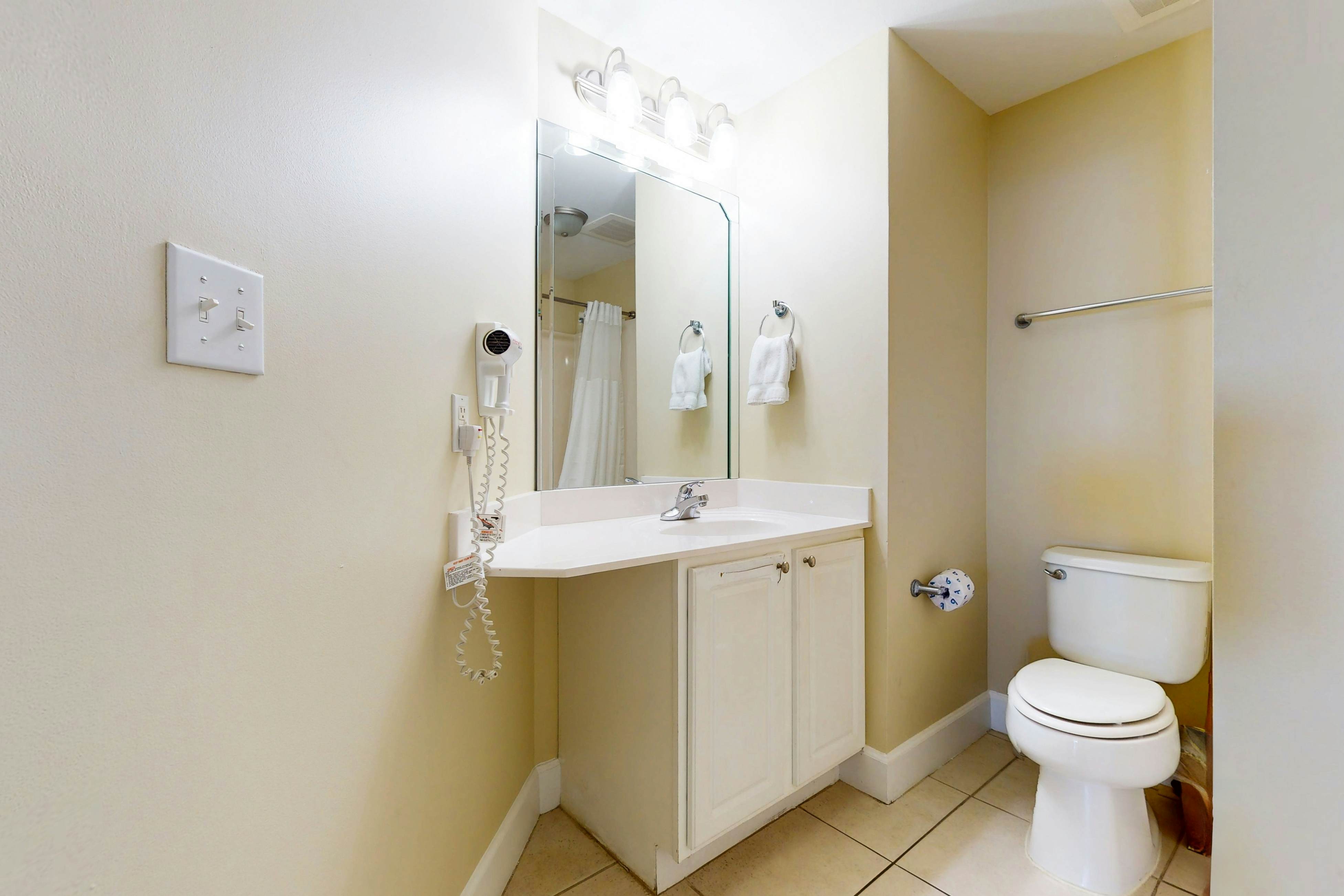 Sunrise Beach 1101 - Beachfront Condo