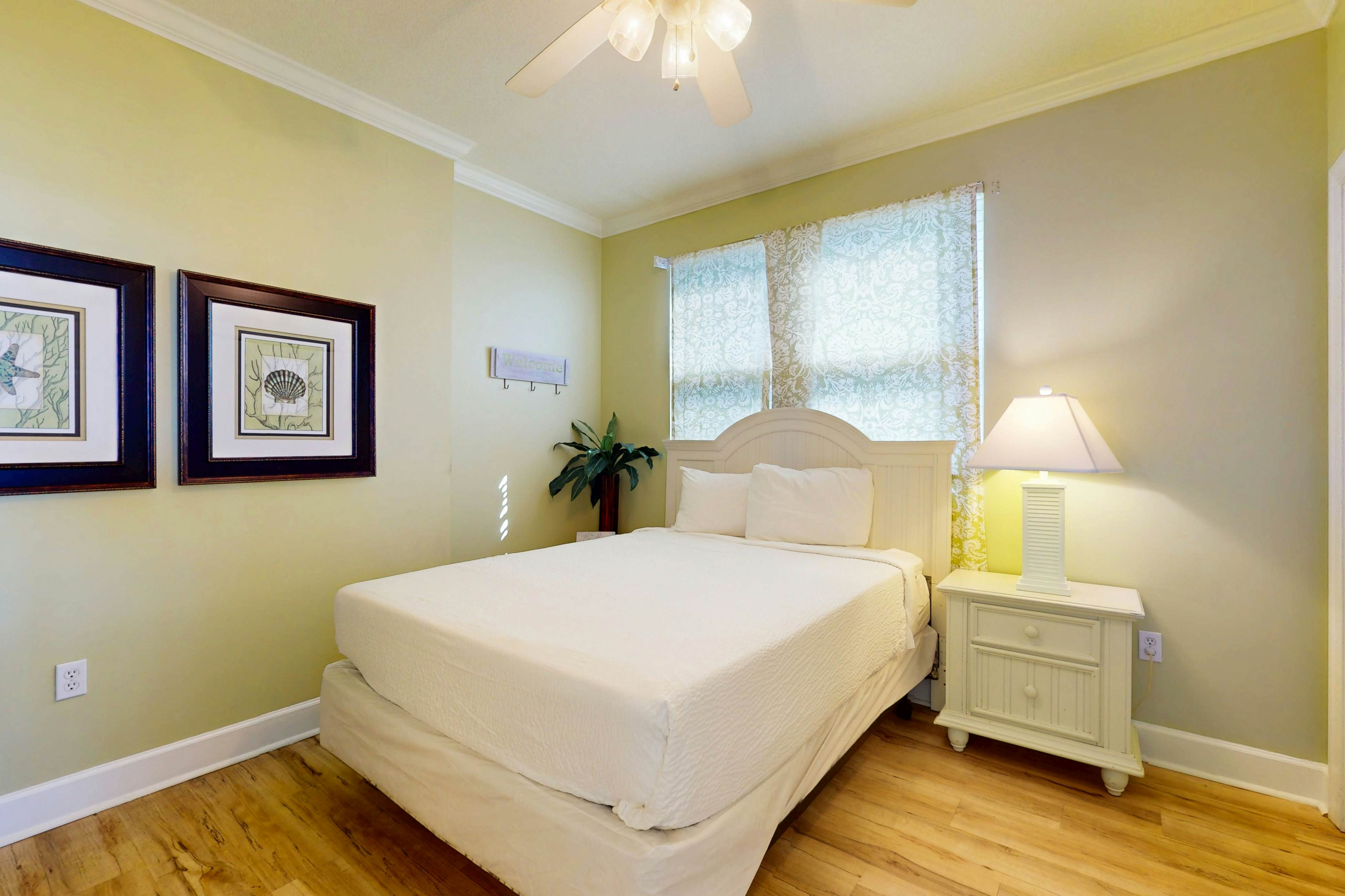 Sunrise Beach 1101 - Beachfront Condo