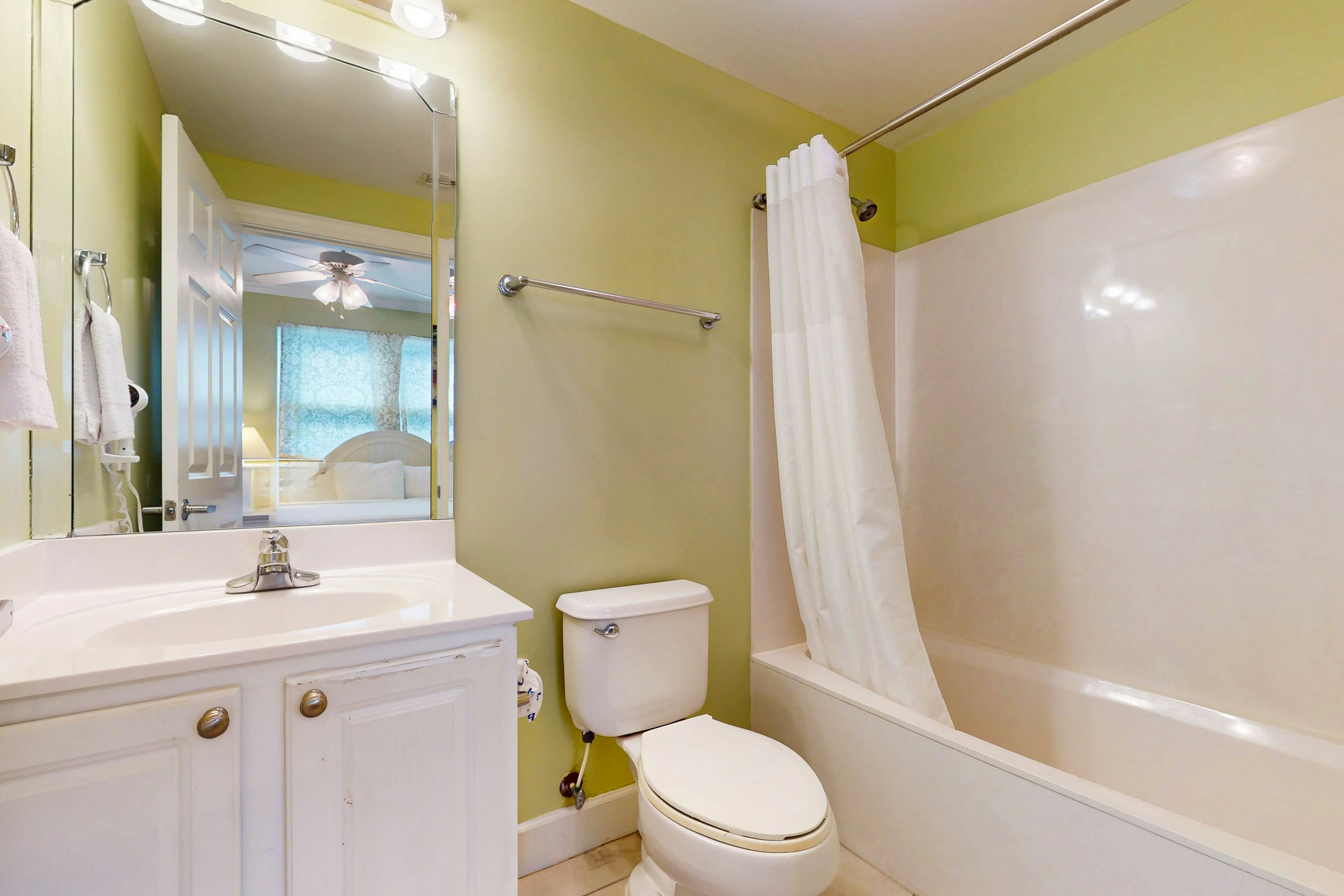 Sunrise Beach 1101 - Beachfront Condo