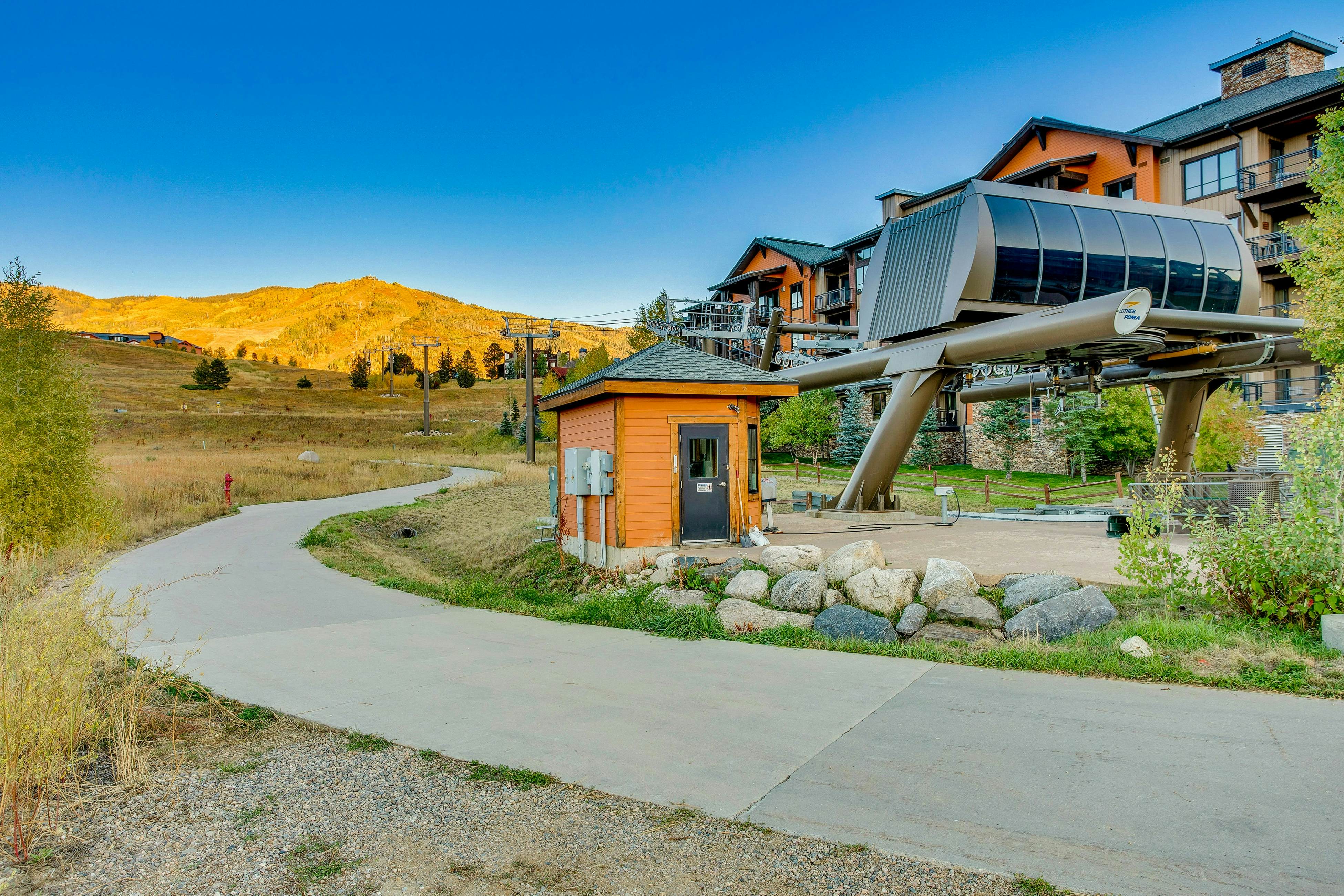 Trailhead Lodge 5109