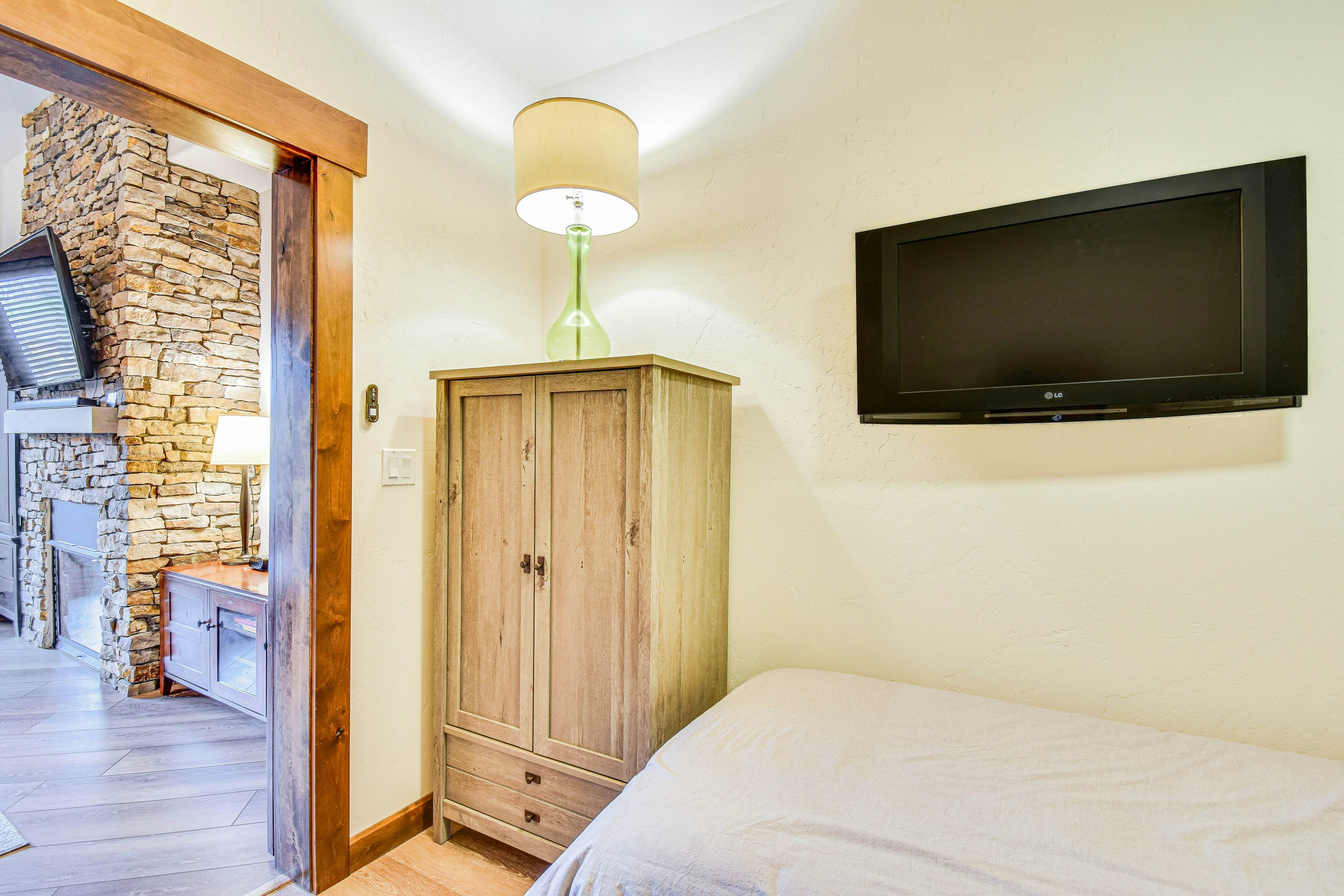 Trailhead Lodge 5109