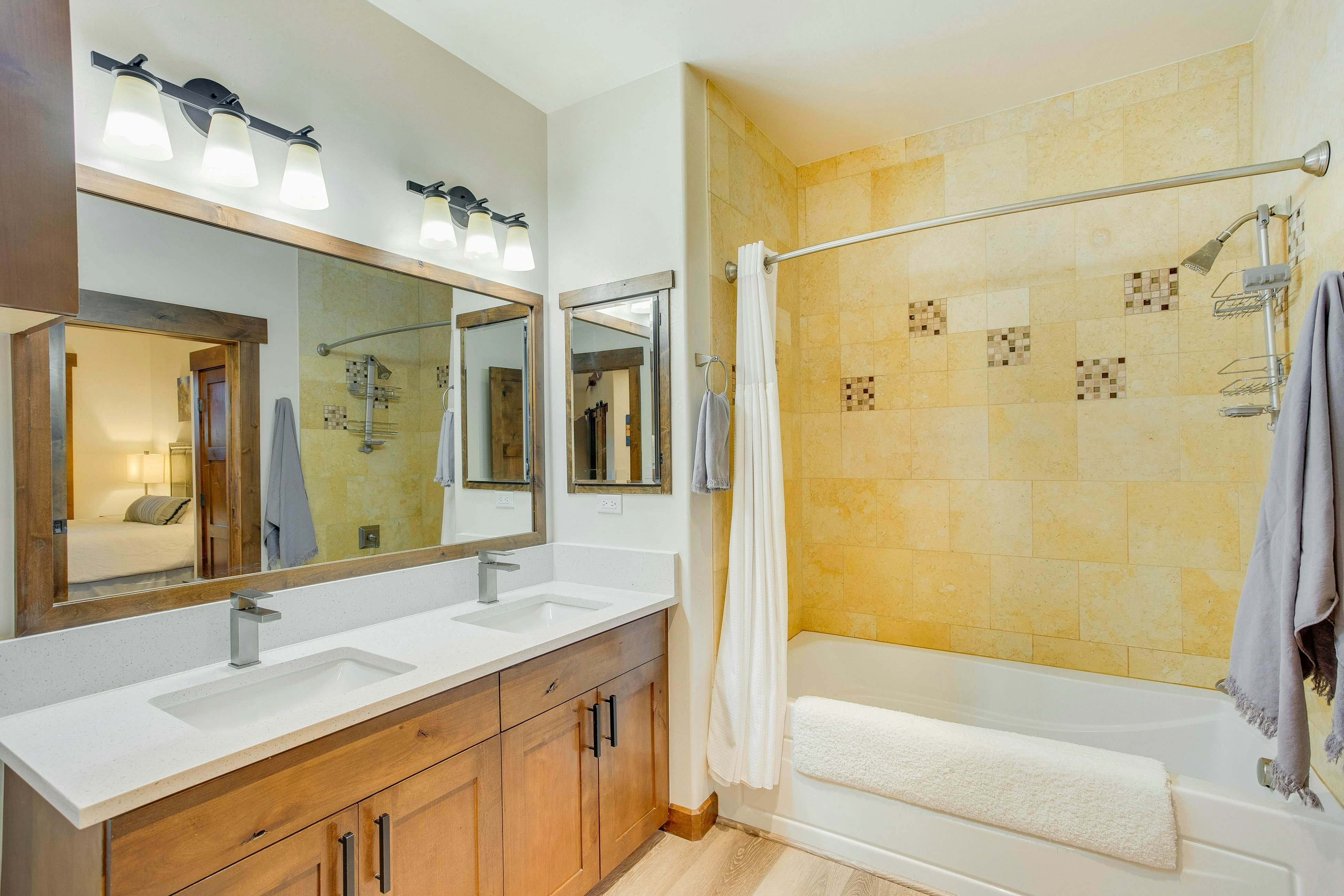 Trailhead Lodge 5109