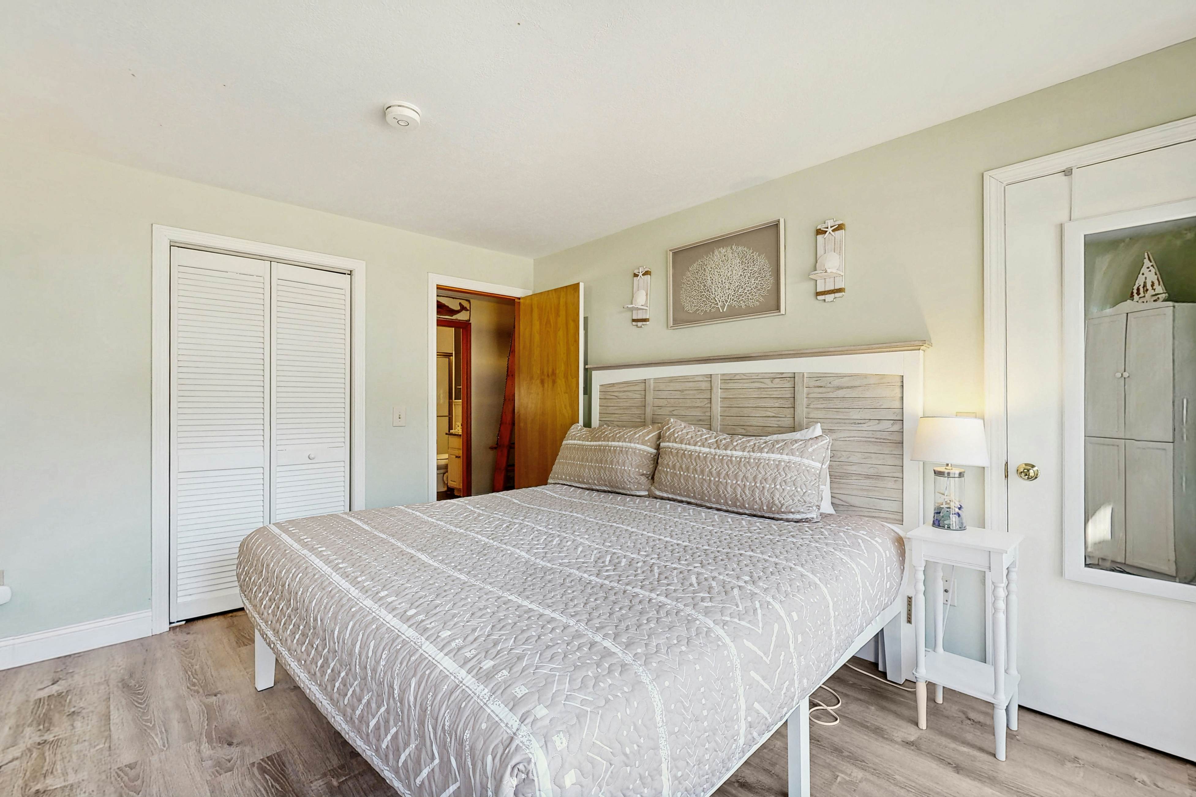 Long Sands Beach Escape