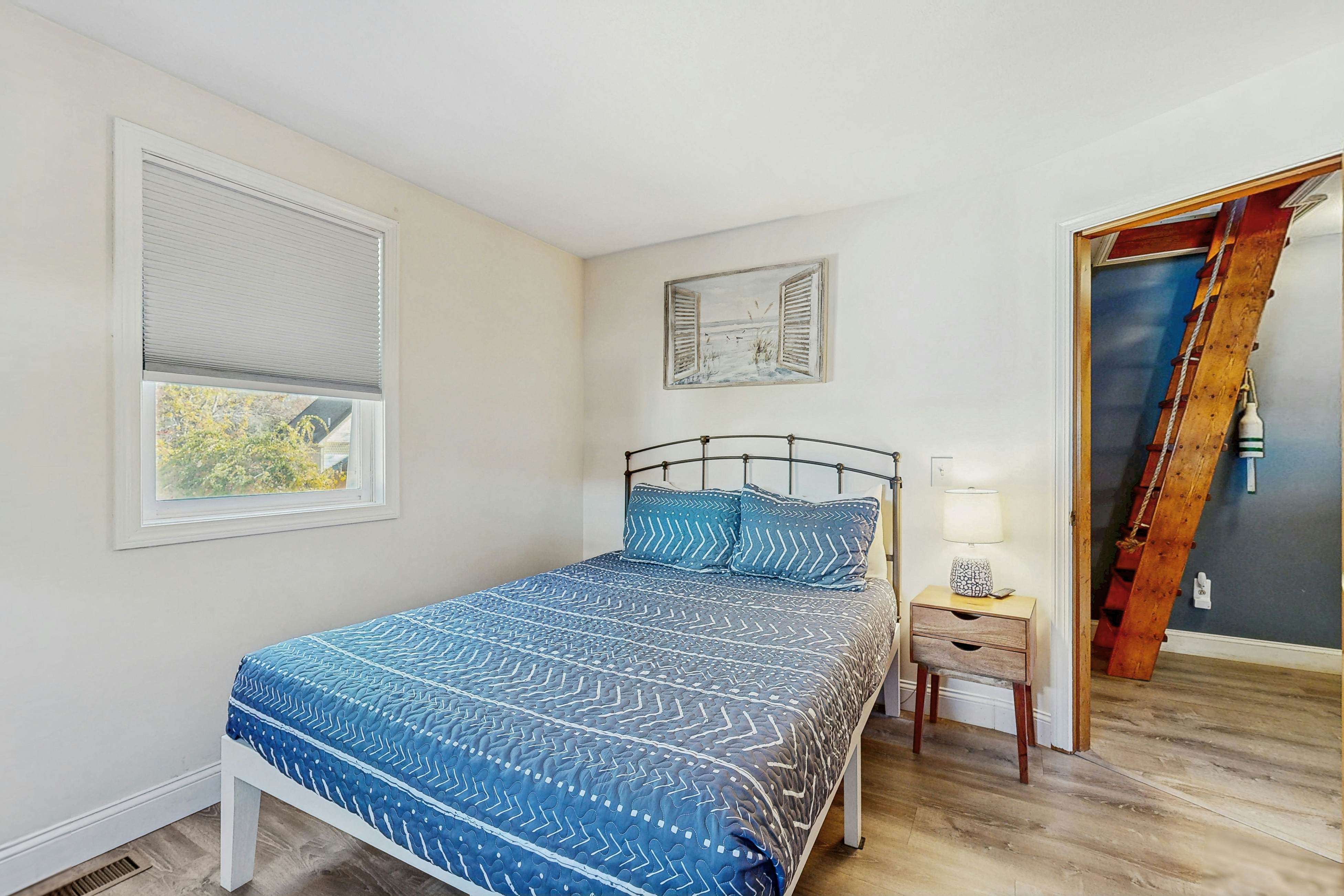 Long Sands Beach Escape