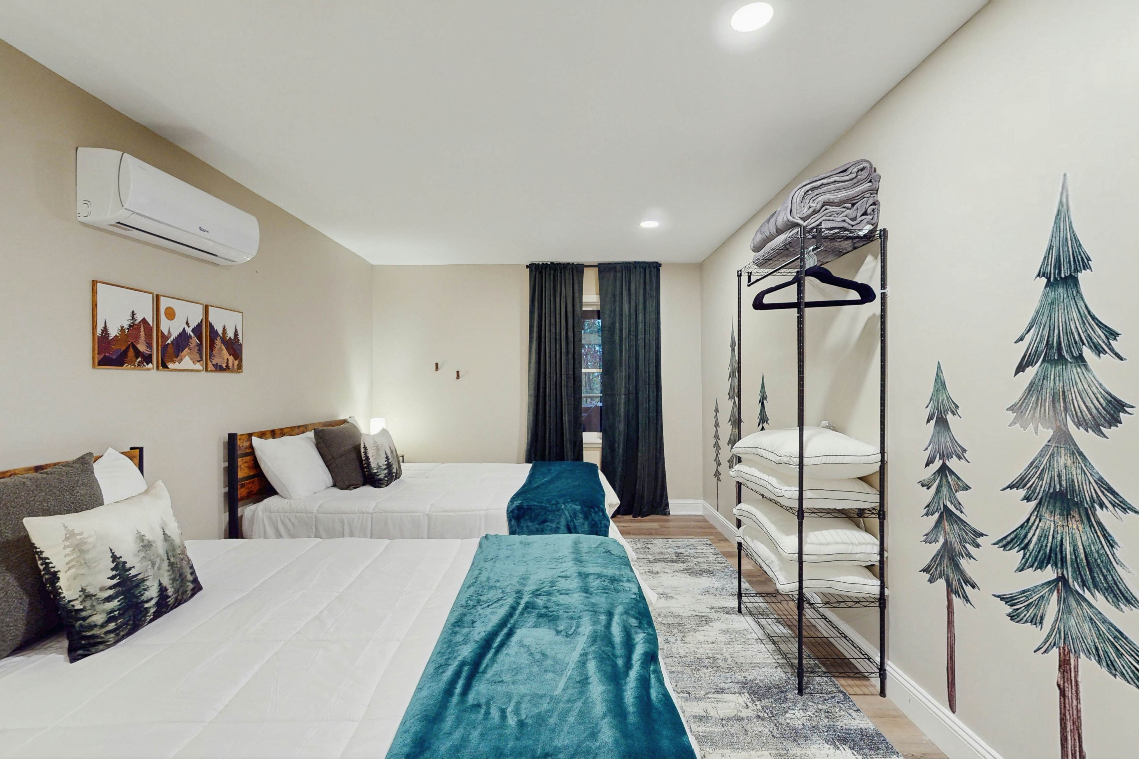 Hawk’s Landing at Innsbruck 