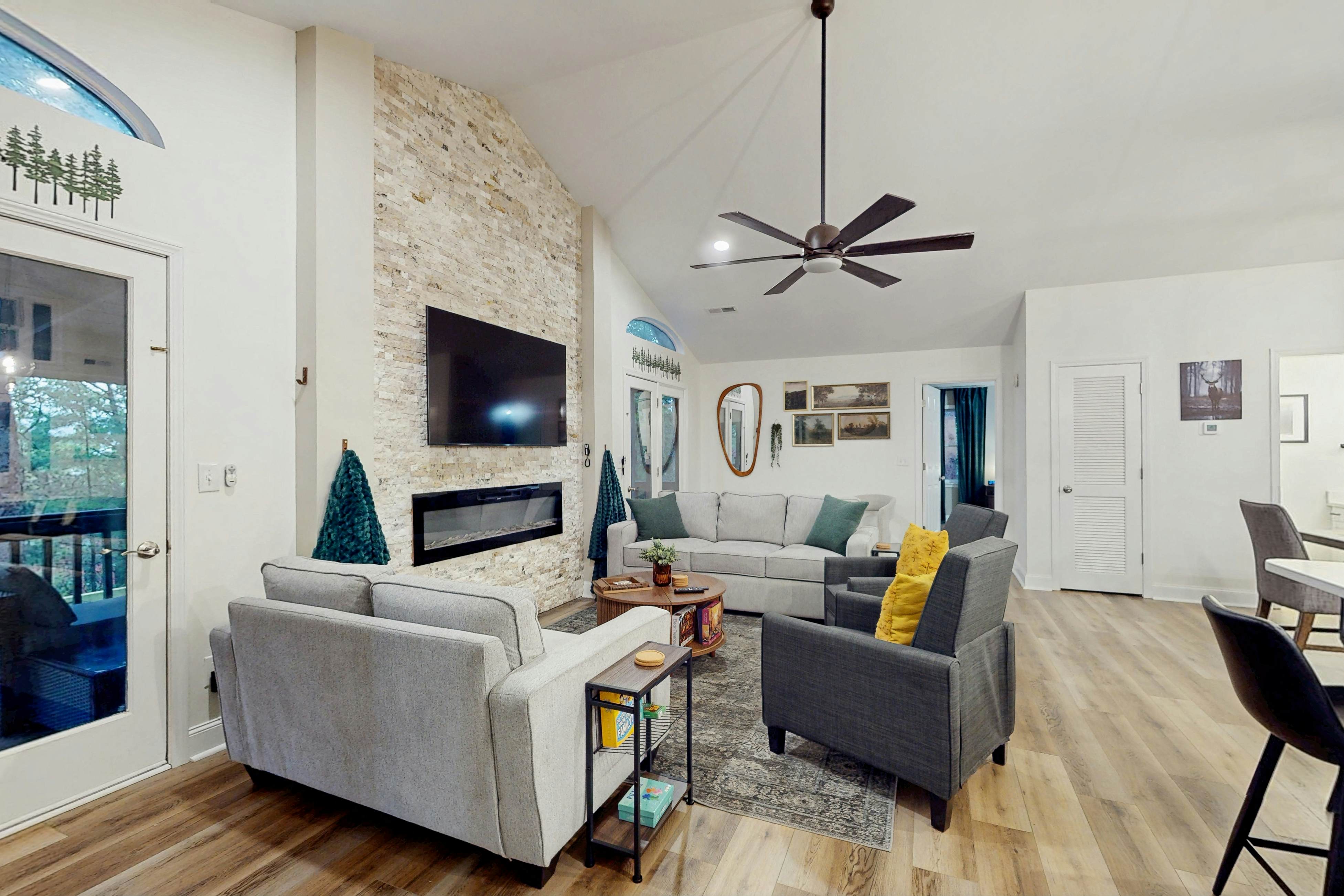 Hawk’s Landing at Innsbruck 