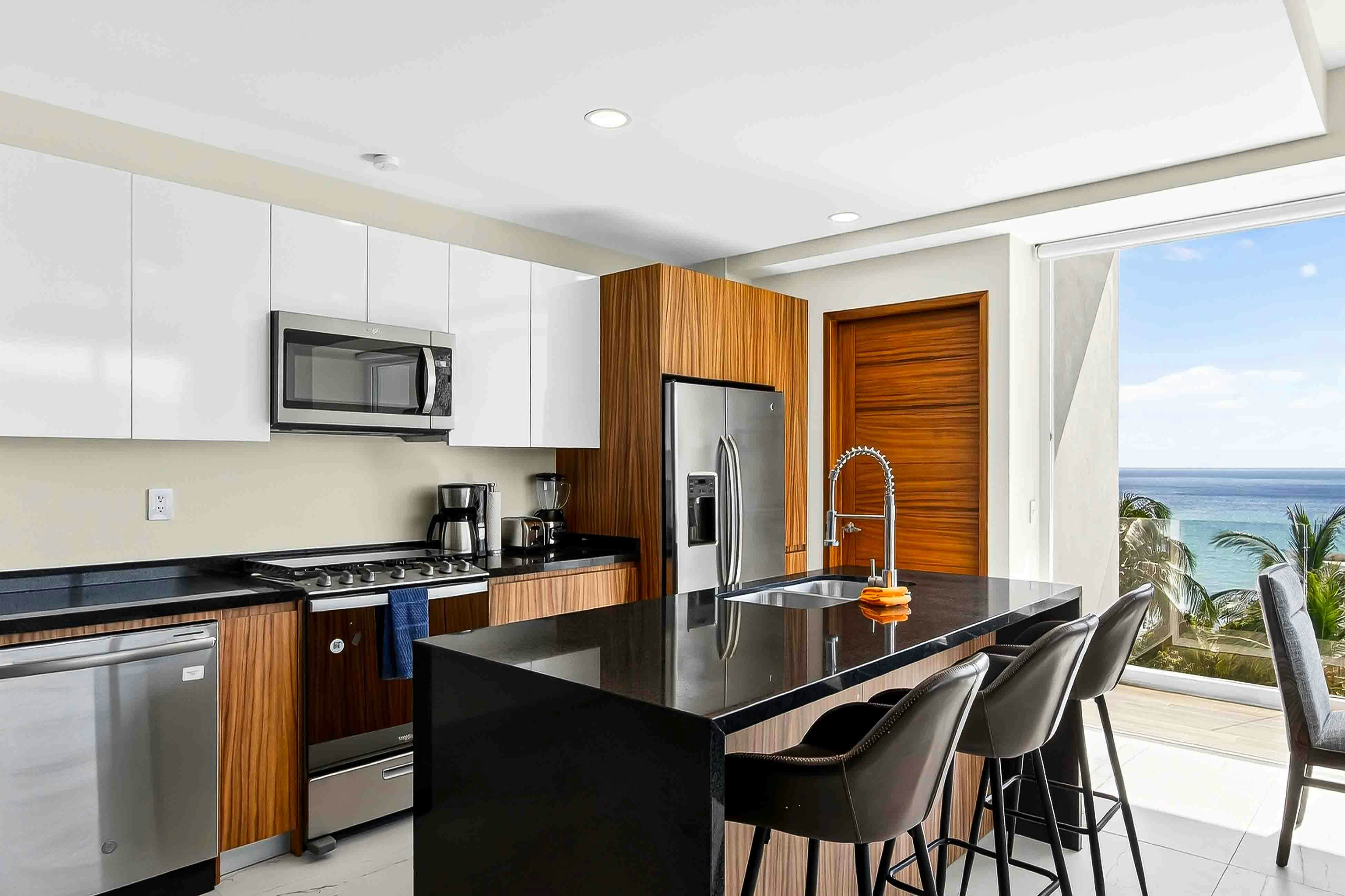 Blue Wave Hideaway at Quinta Banderas Bay