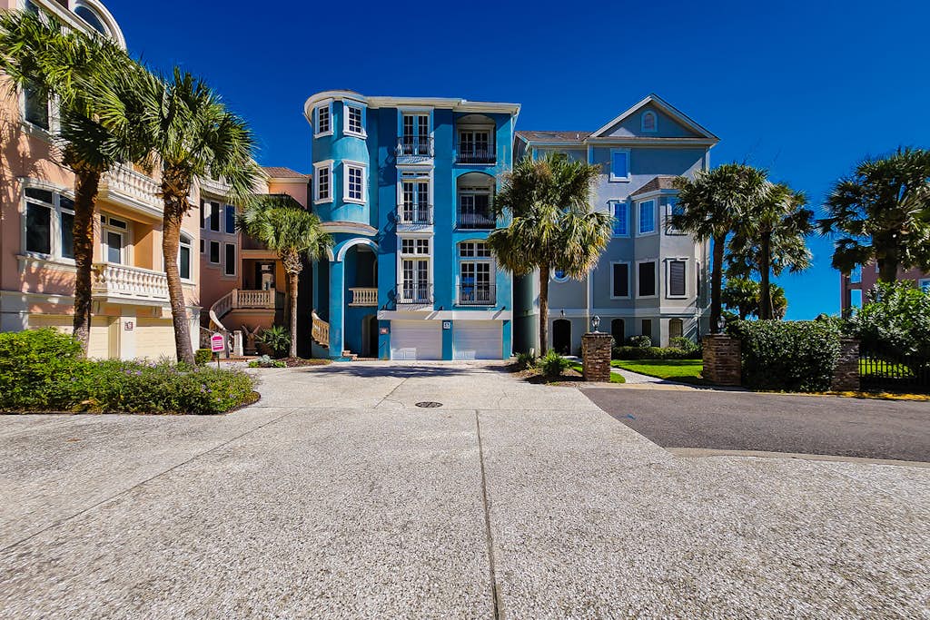 Ocean and Marsh View Home with private pool, dog friendly, beachfront — Hilton Head, SC — vacation rental