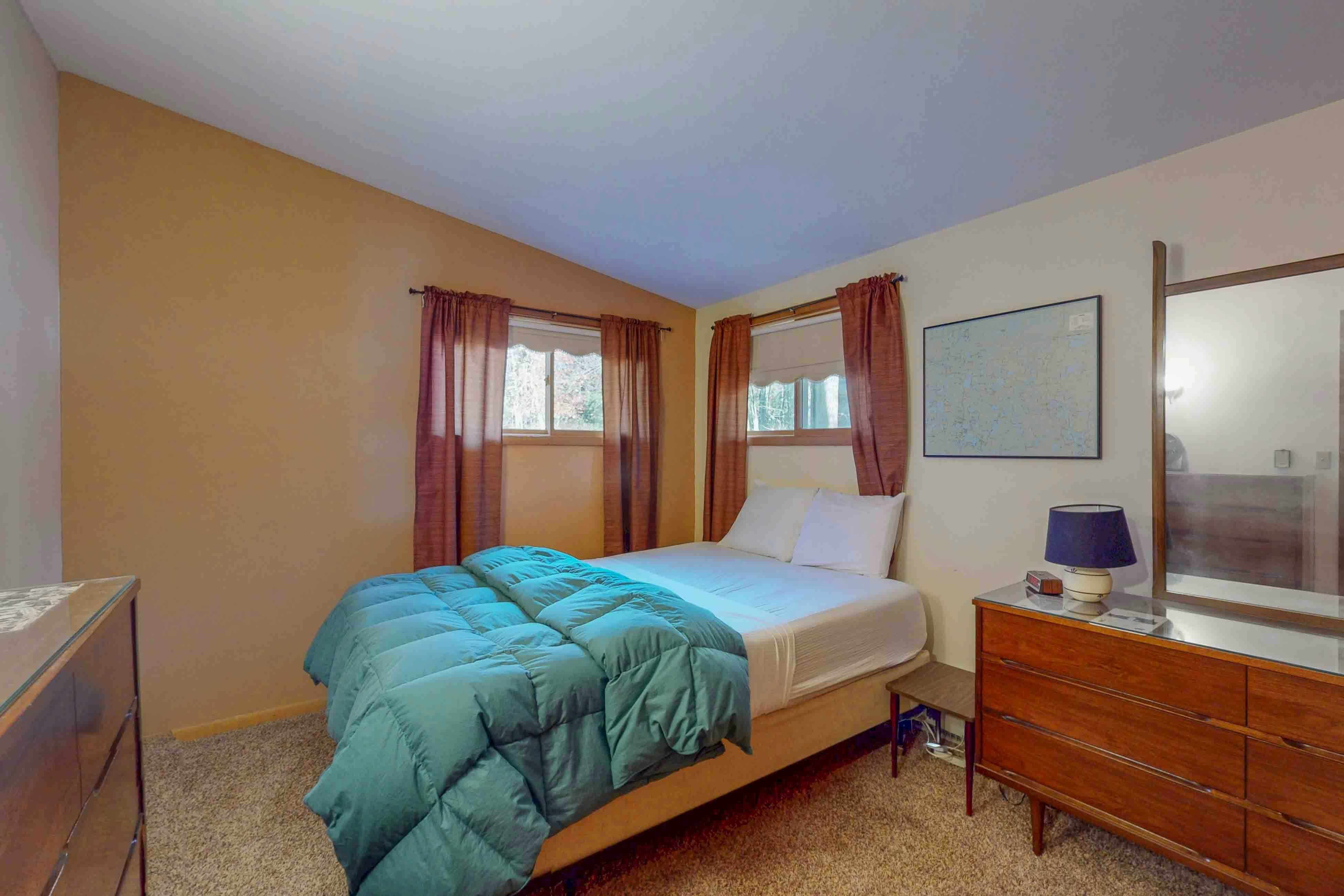 Loons Nest on Bass Lake