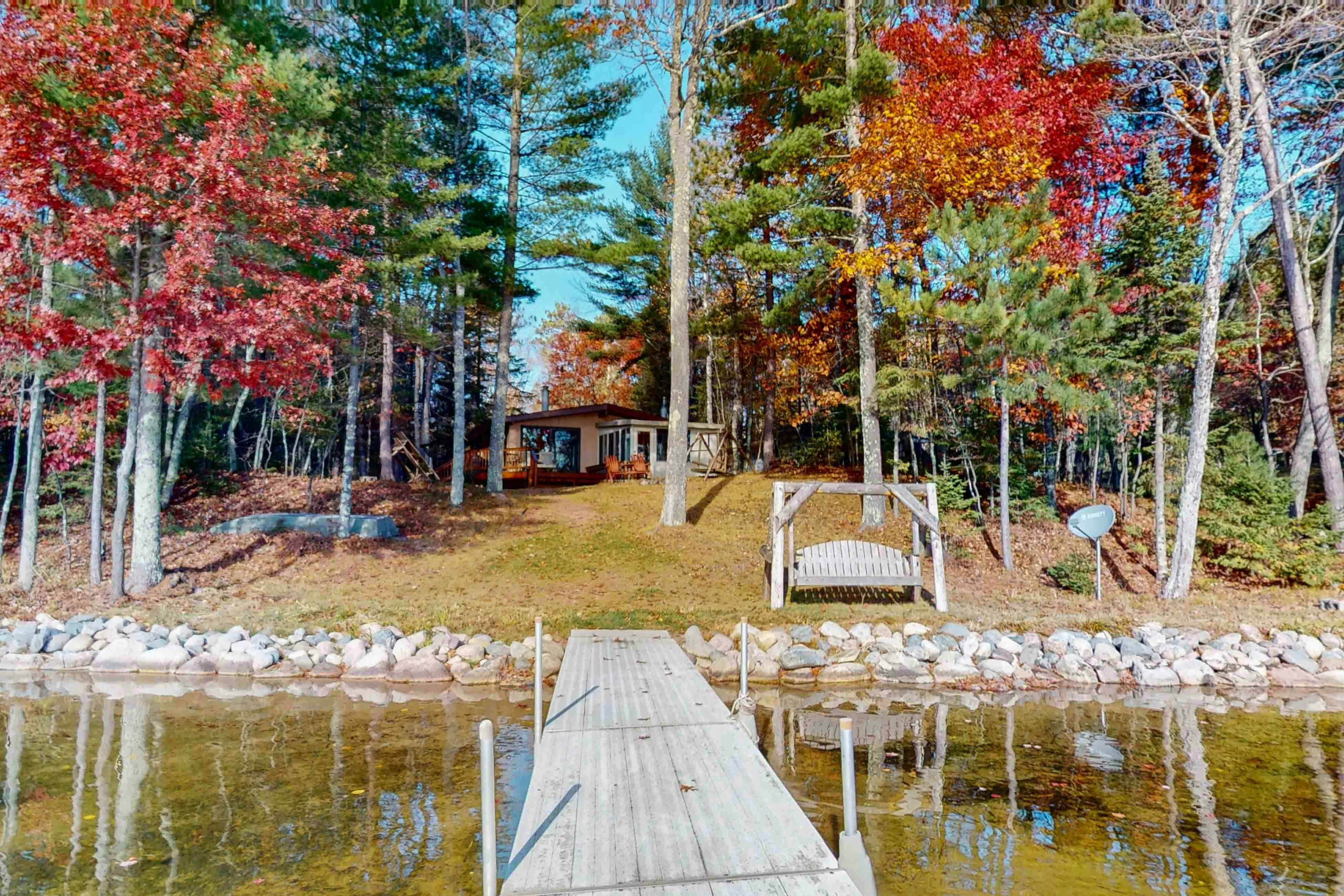 Loons Nest on Bass Lake