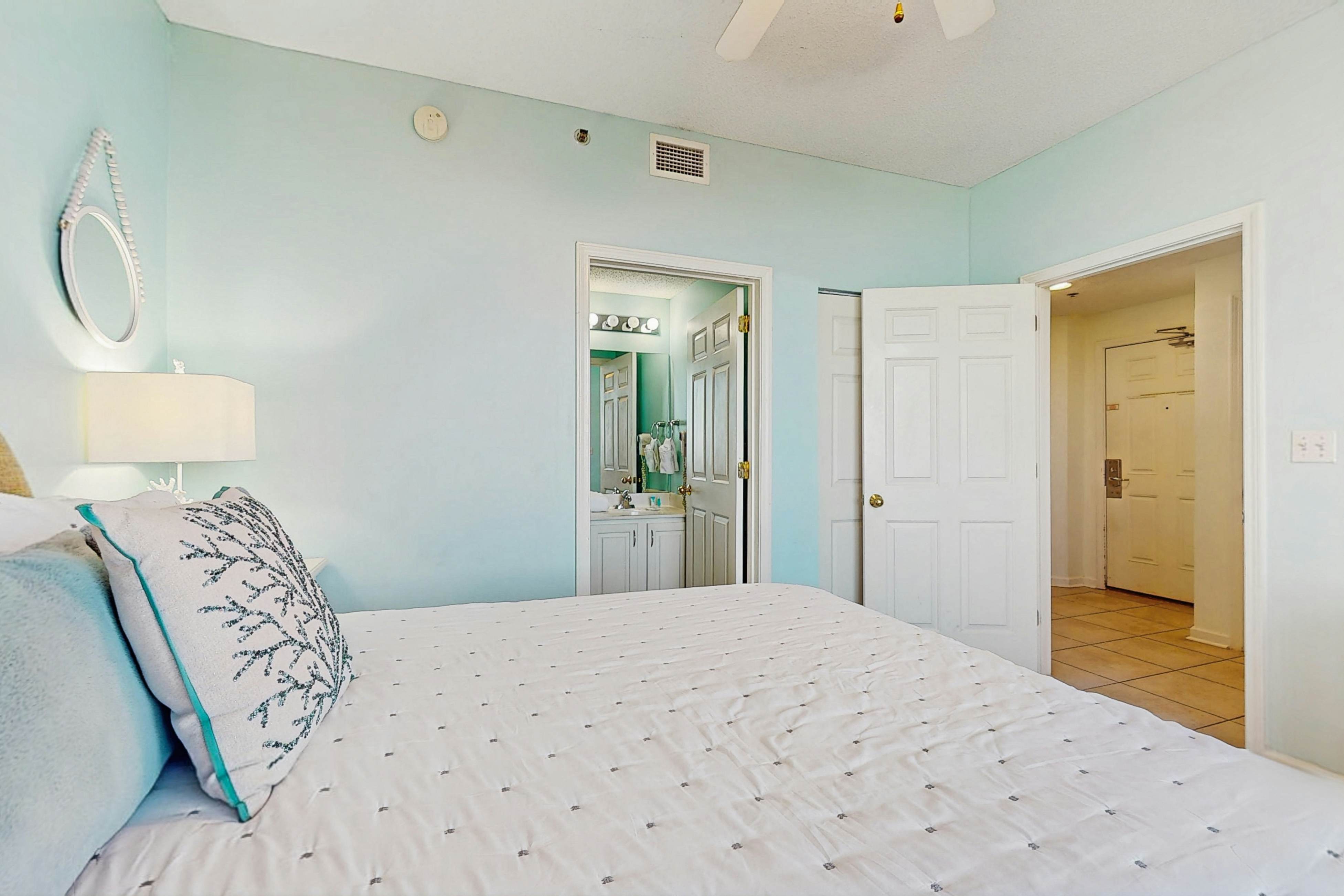 The Beach Club 1001C