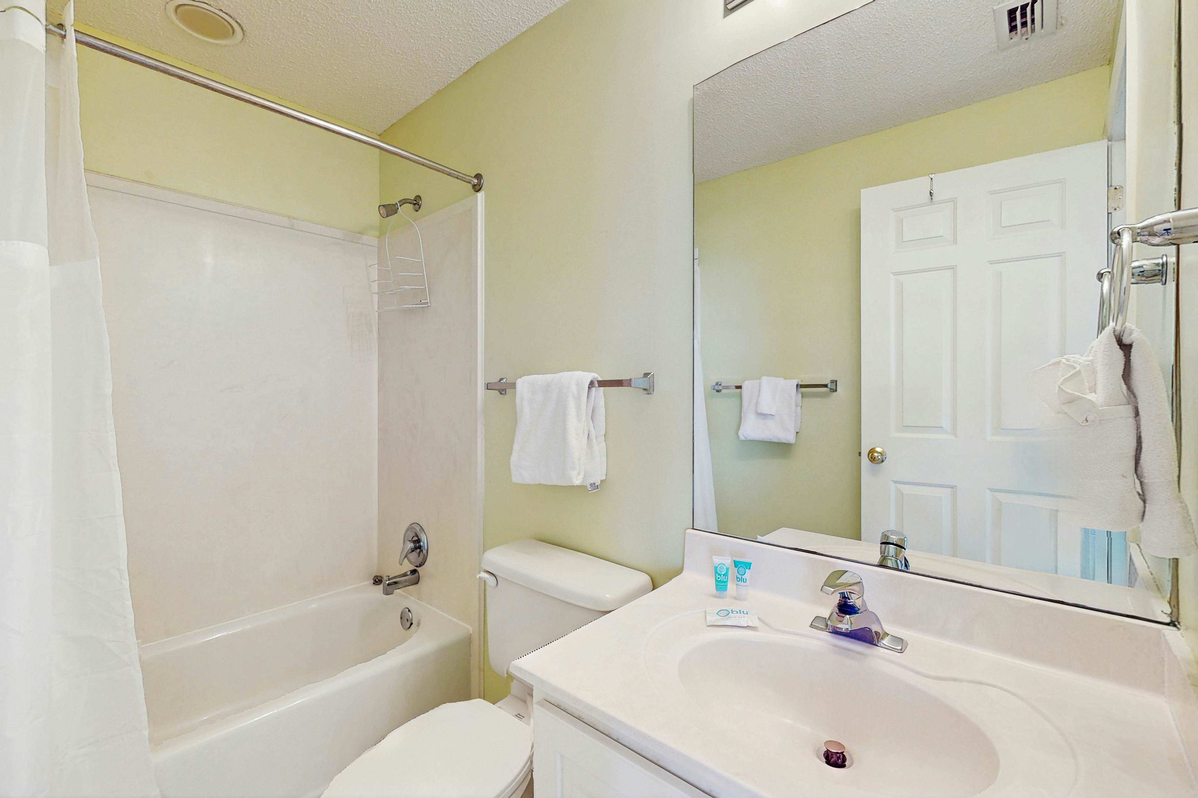 The Beach Club 1001C