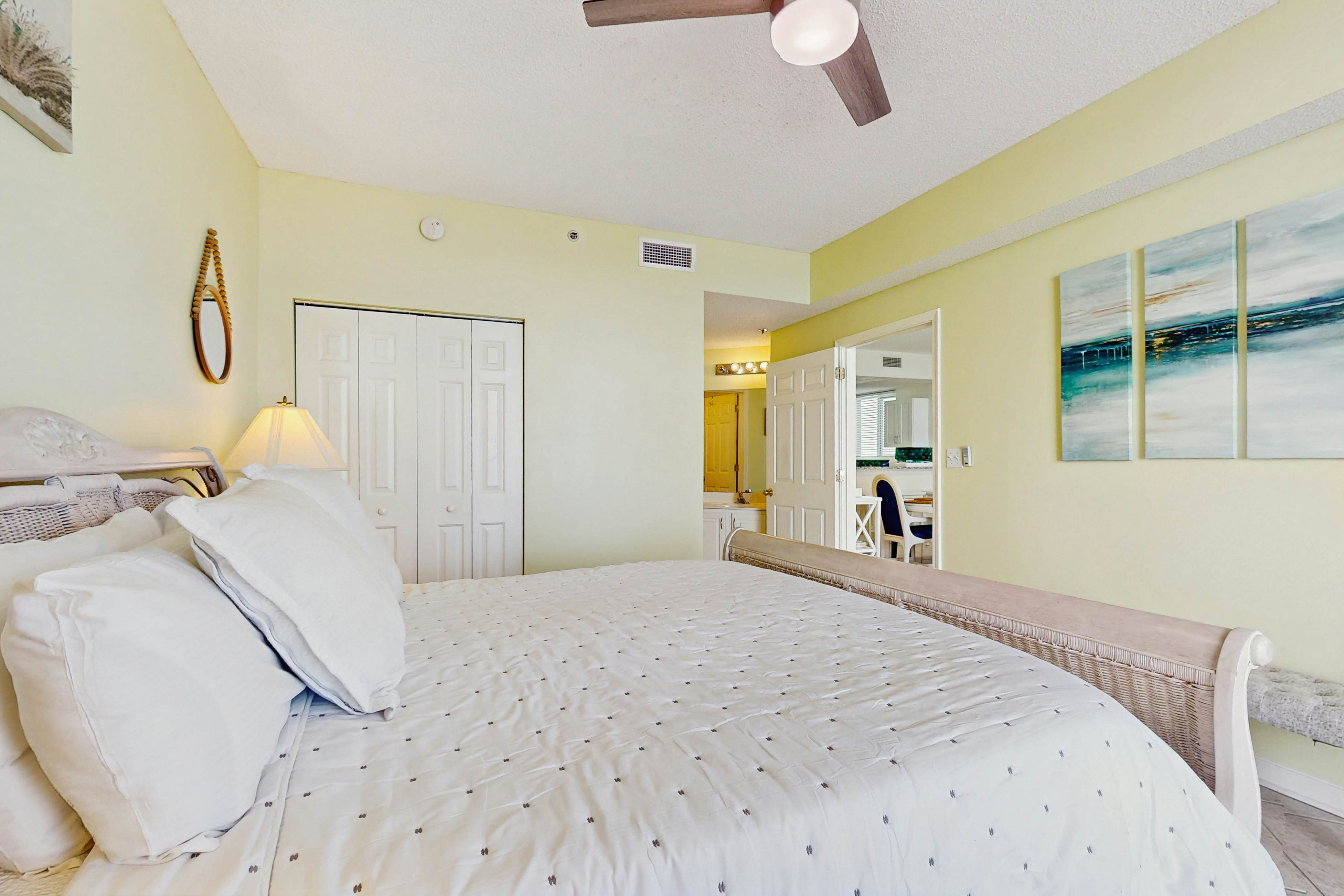 The Beach Club 1001C