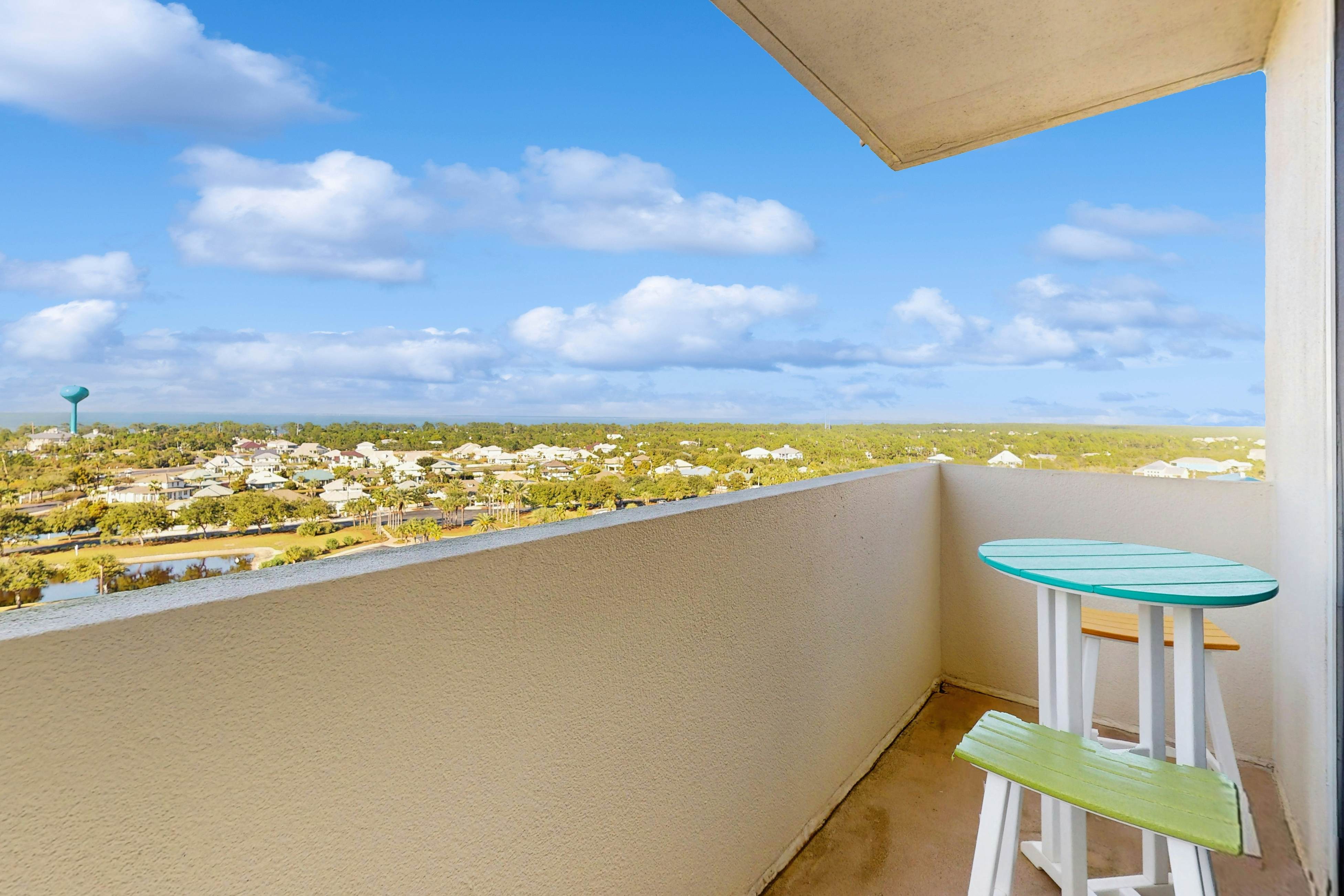 The Beach Club 1001C