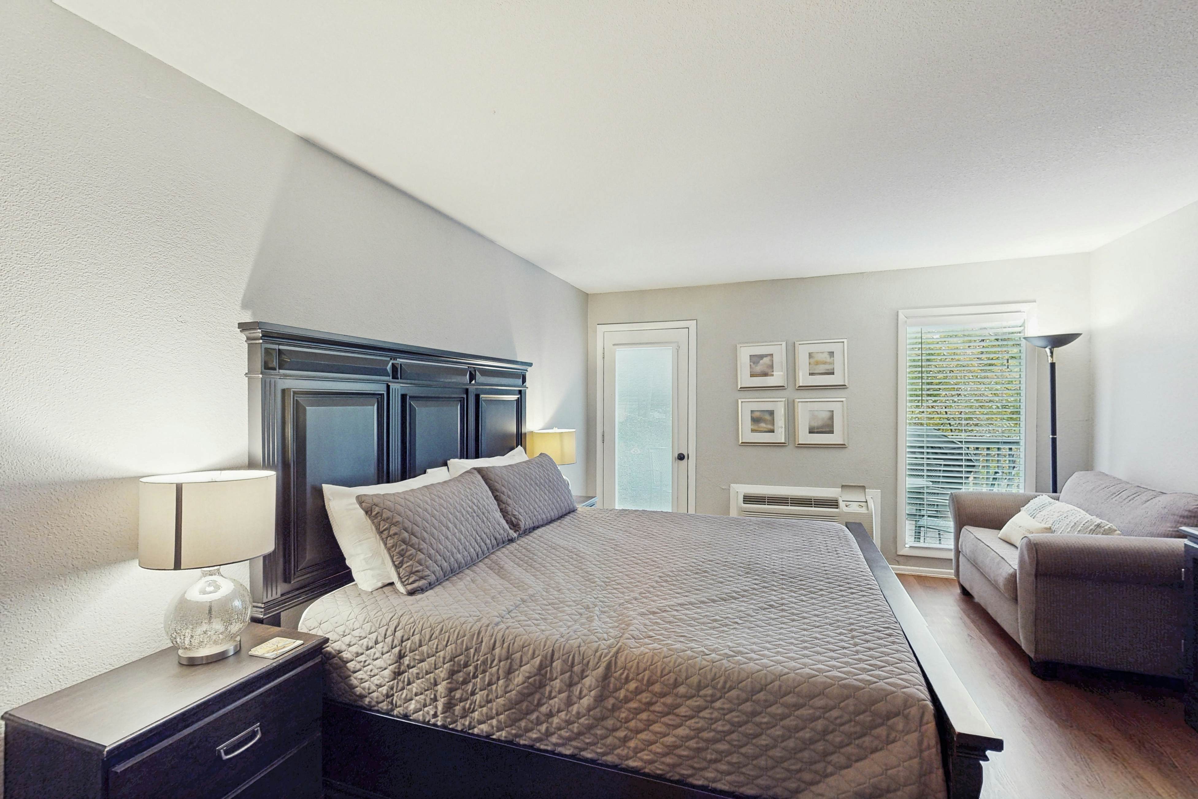 Osage Beach King’s Escape- Unit A